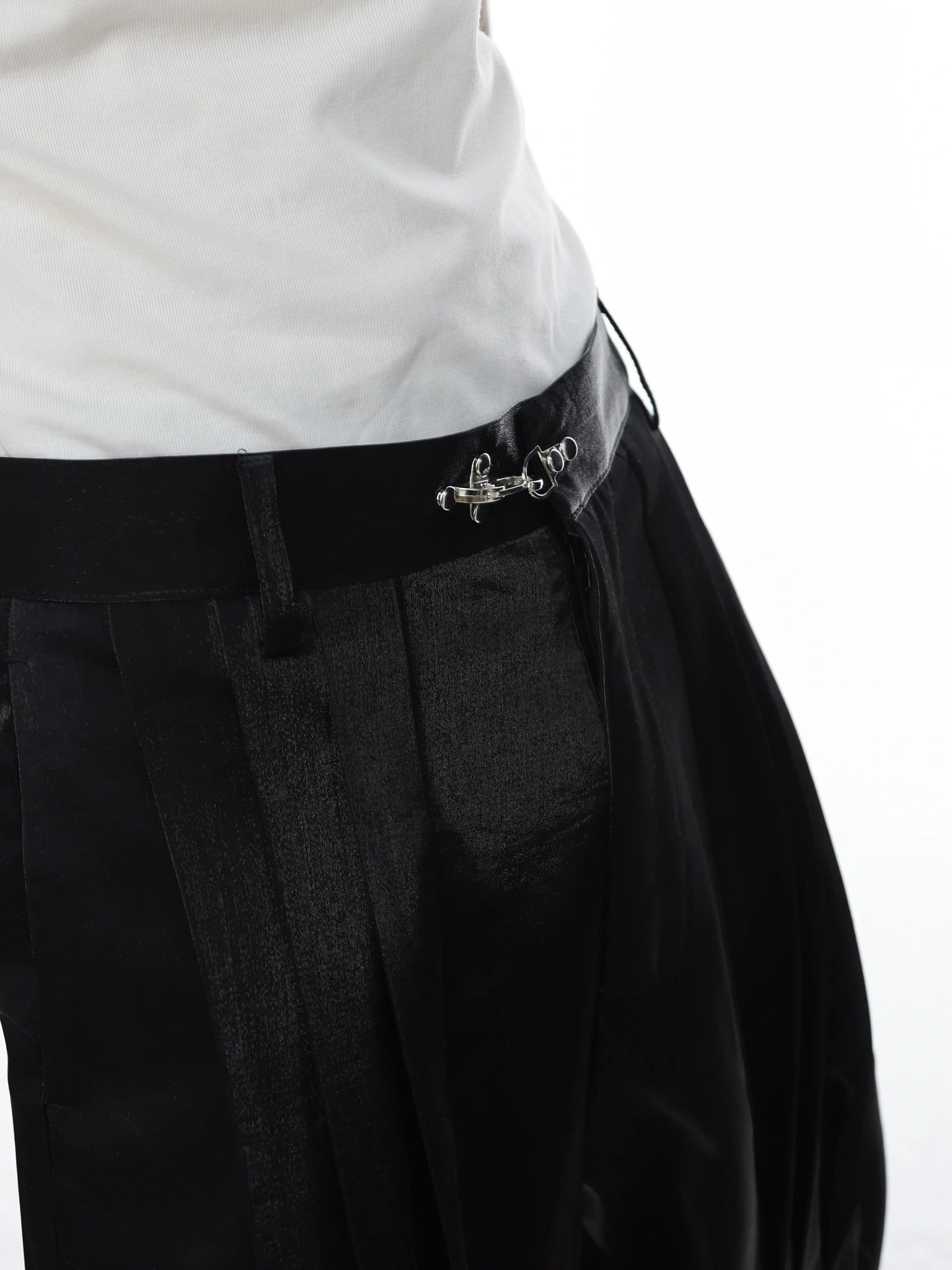 High-Rise Straight-Leg Trousers with Airplane Buckle - main image 3