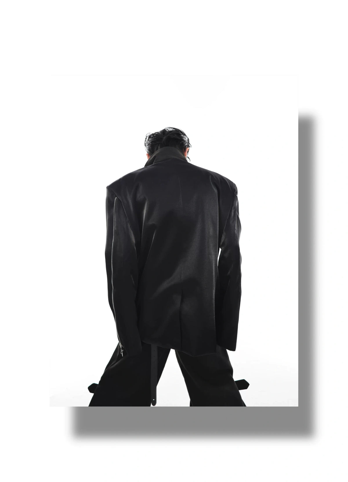 Liquid Metal Short-Sleeve Suit Jacket | Relaxed Fit - description image 14
