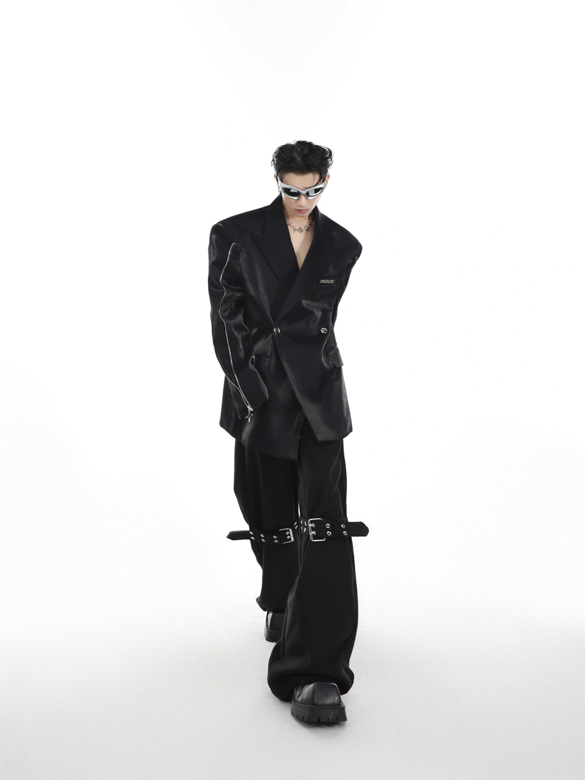 Liquid Metal Short-Sleeve Suit Jacket | Relaxed Fit - main image 3