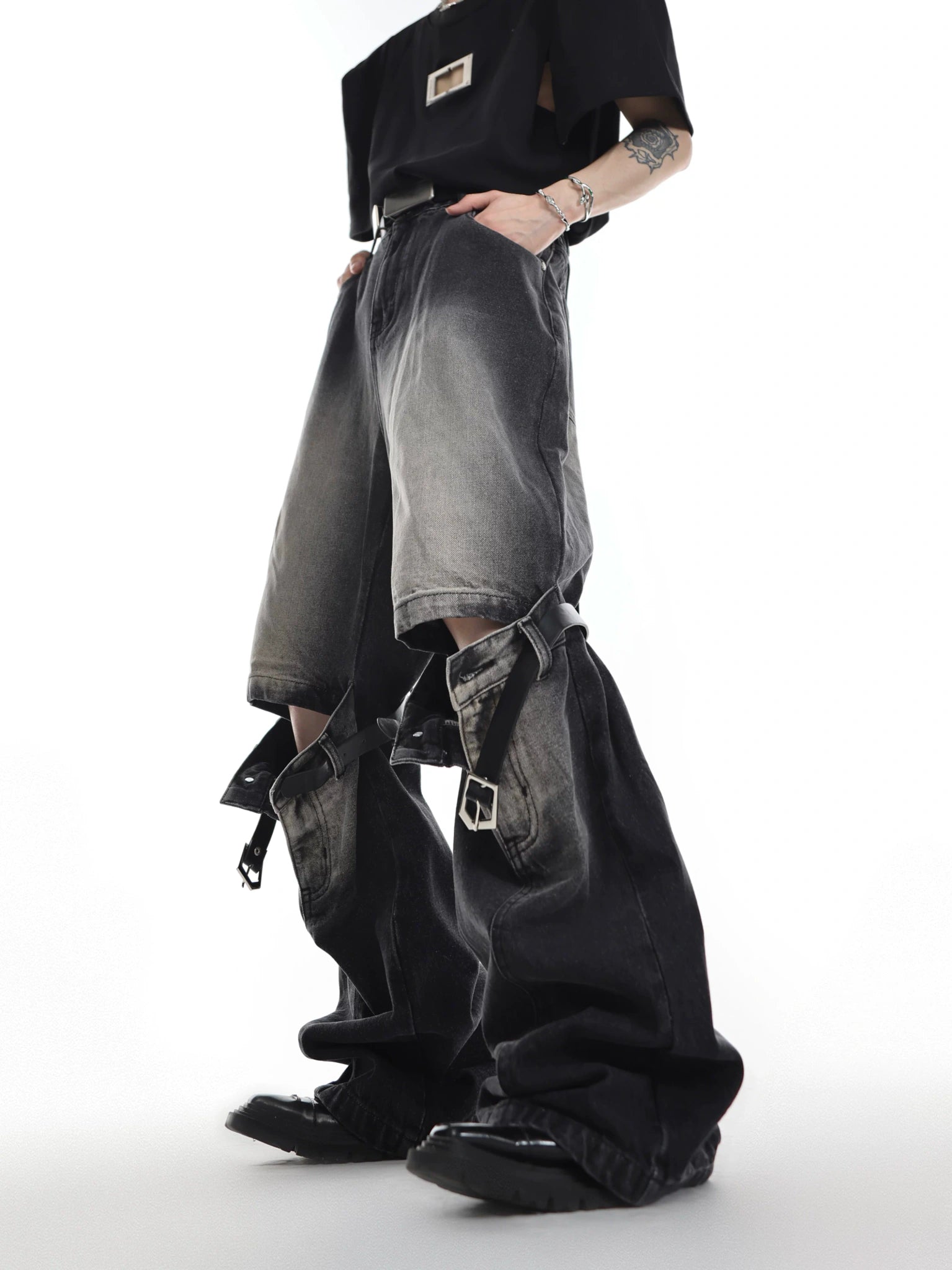Washed Cutout Jeans | Relaxed High-Rise Streetwear - main image 1