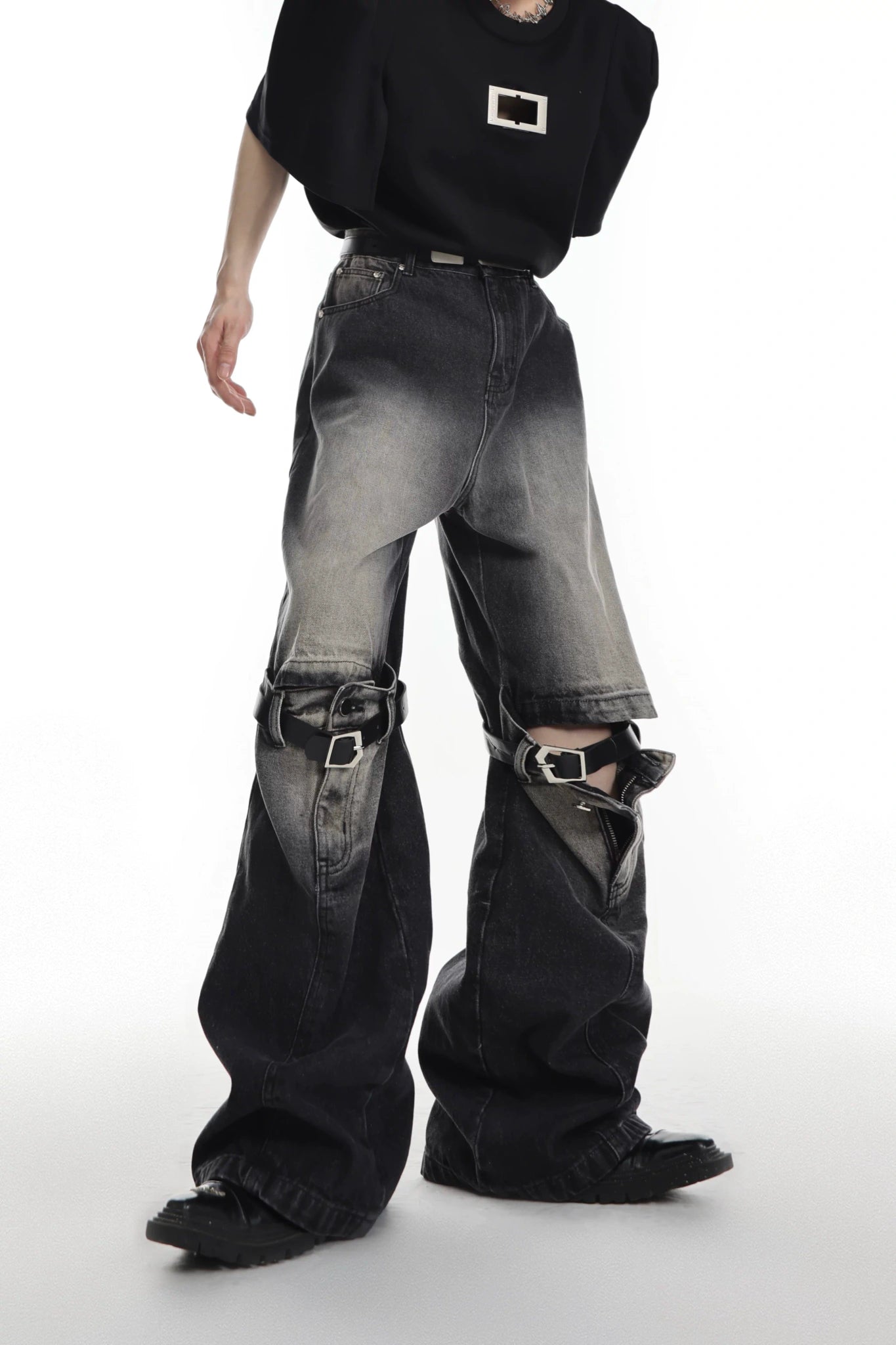 Washed Cutout Jeans | Relaxed High-Rise Streetwear - Black