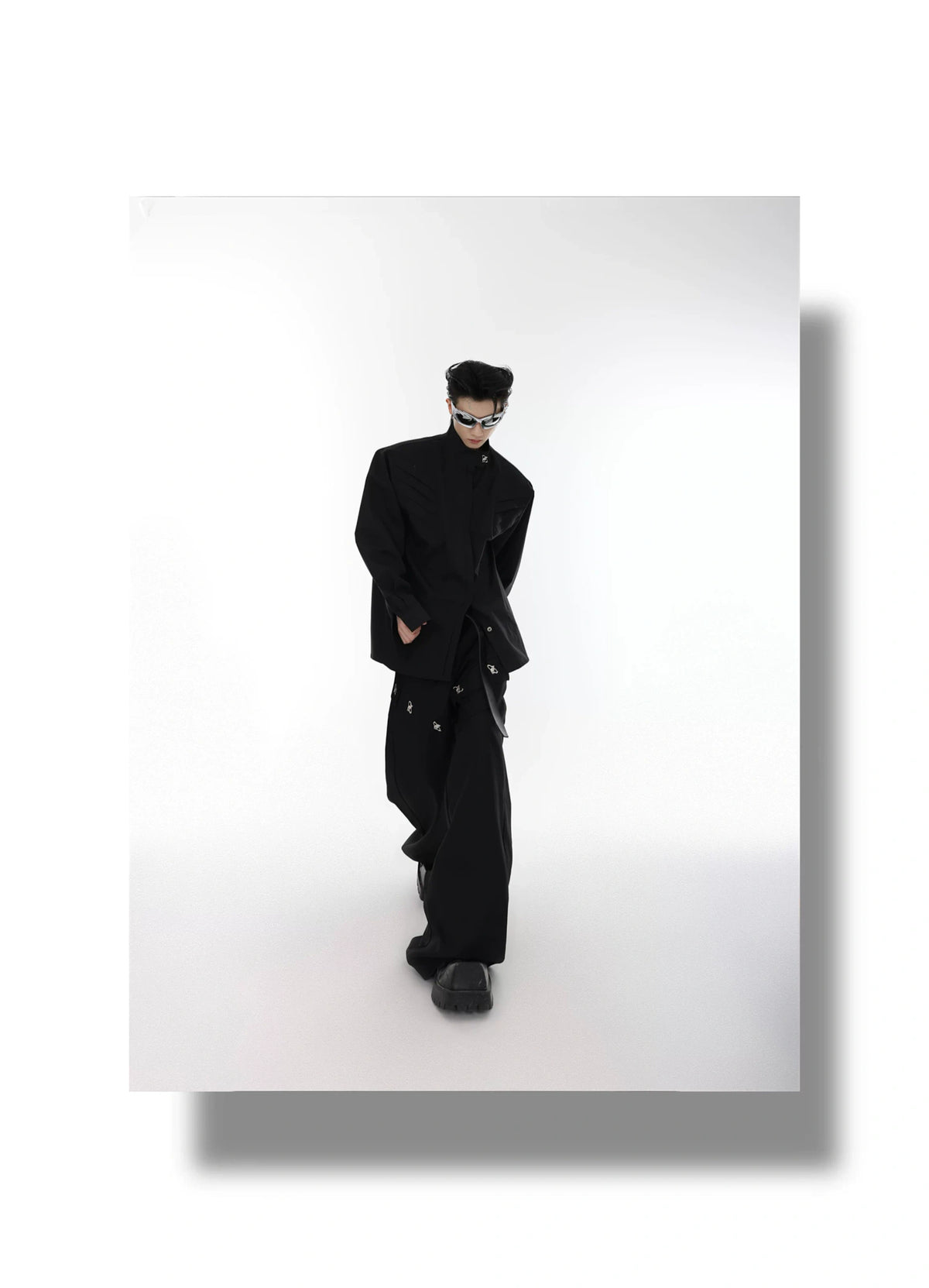 Pleated Stand-Collar Shirt in Black & White | Relaxed Fit - description image 4