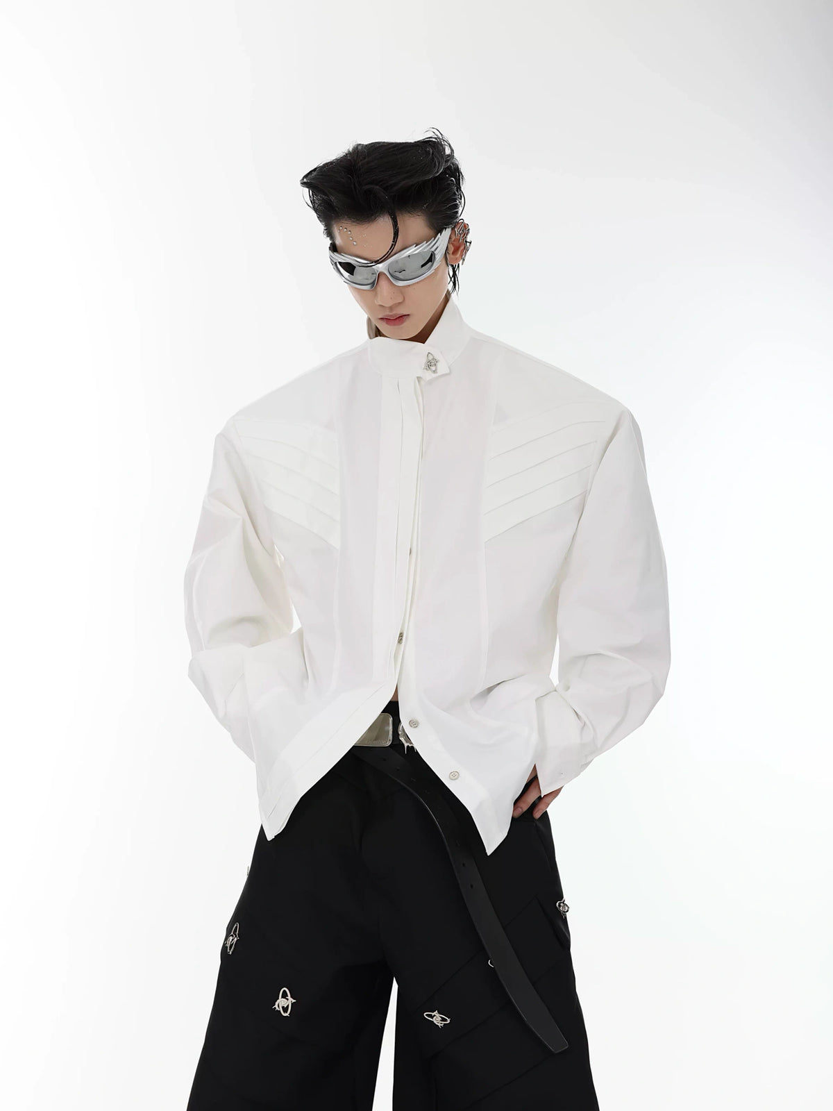 Pleated Stand-Collar Shirt in Black & White | Relaxed Fit - description image 12