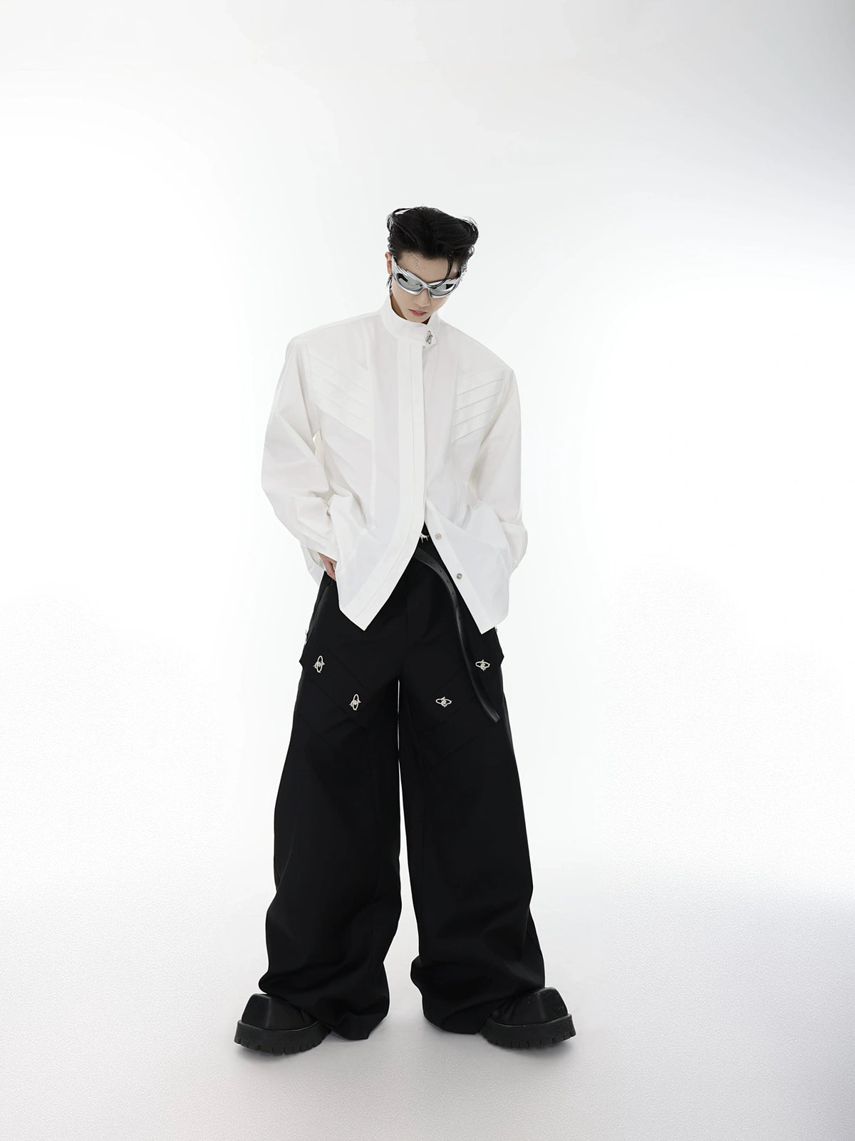 Pleated Stand-Collar Shirt in Black & White | Relaxed Fit - description image 14