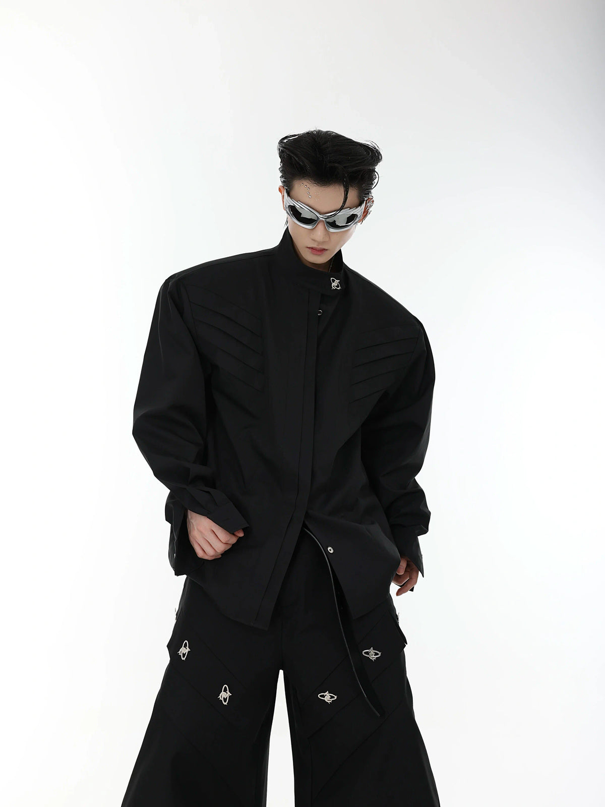 Pleated Stand-Collar Shirt in Black & White | Relaxed Fit - Black