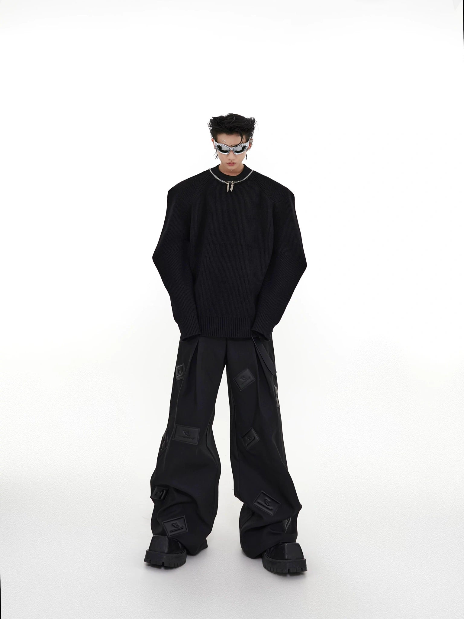 Black Wide-Leg Tailored Trousers with Embossed Detail - main image 5