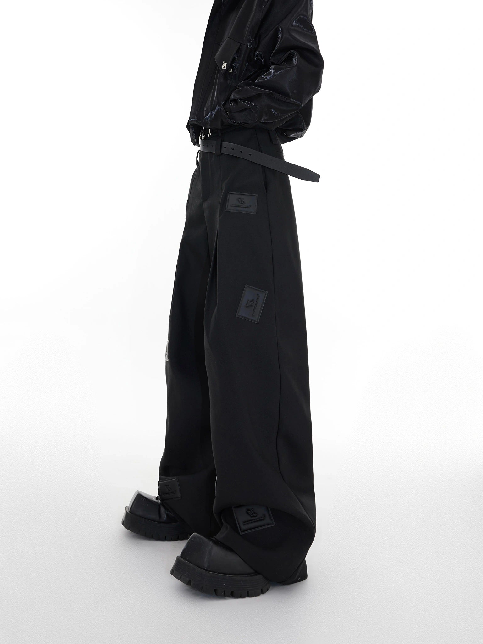 Black Wide-Leg Tailored Trousers with Embossed Detail - Black