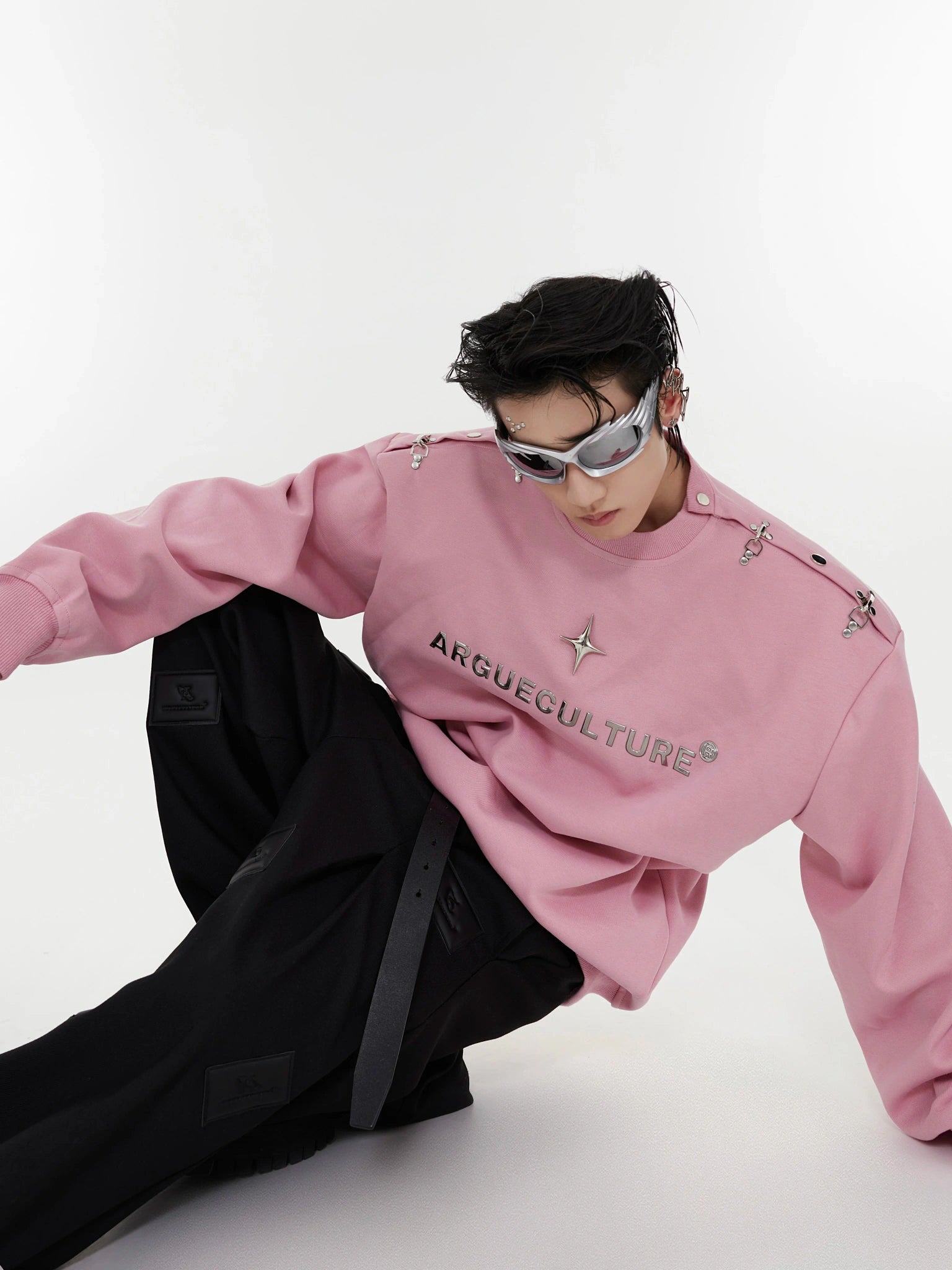 Metal-Buckle Structured Crewneck Sweatshirt | Streetwear - main image 2