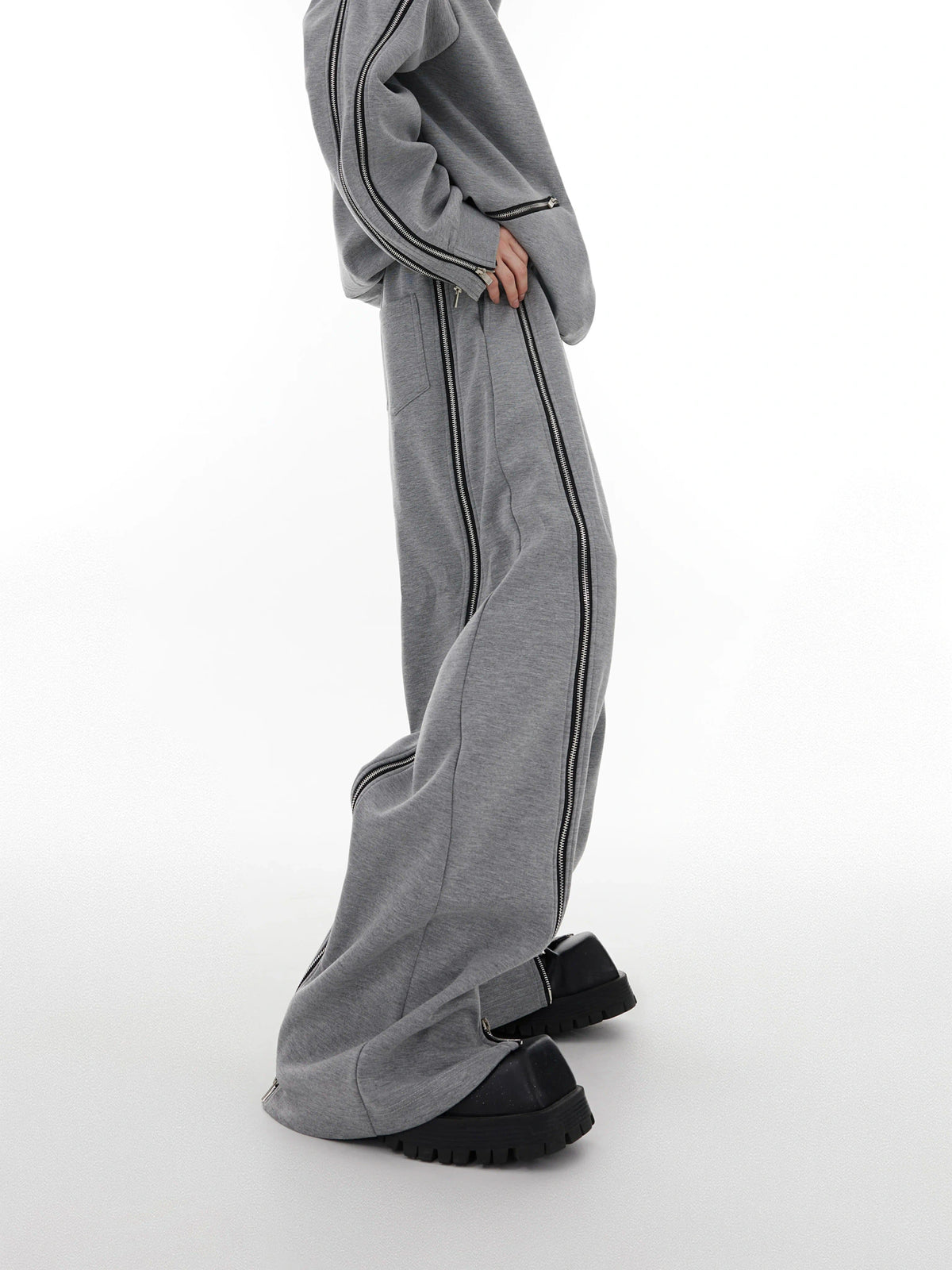 Asymmetric Full-Zip Crewneck Sweatshirt | Loose Fit - Gray Pants