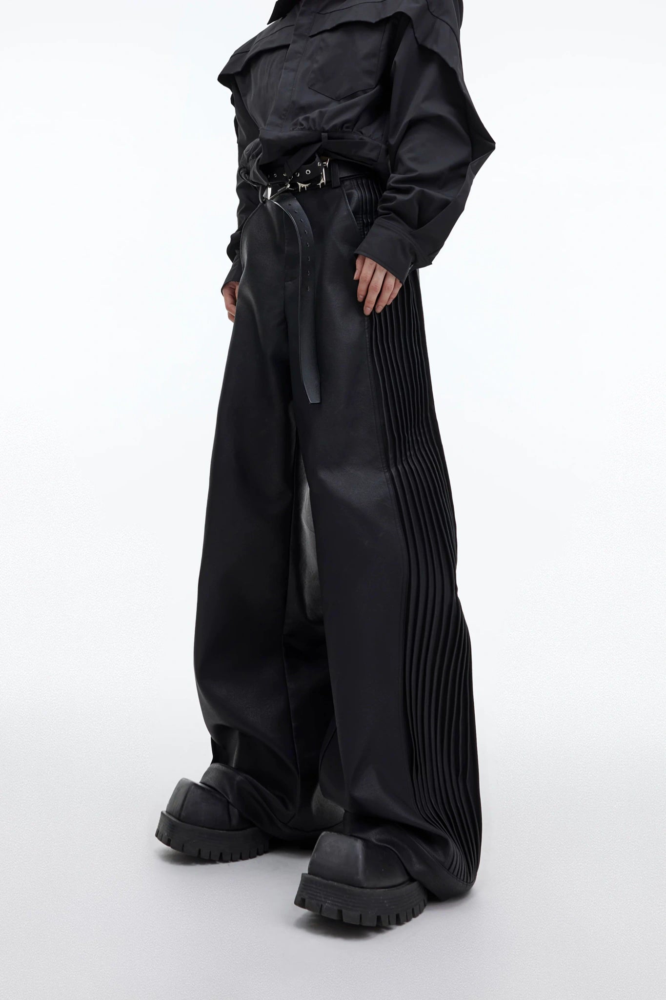 Matte PU Pleated Straight-Leg Pants | Black - Black
