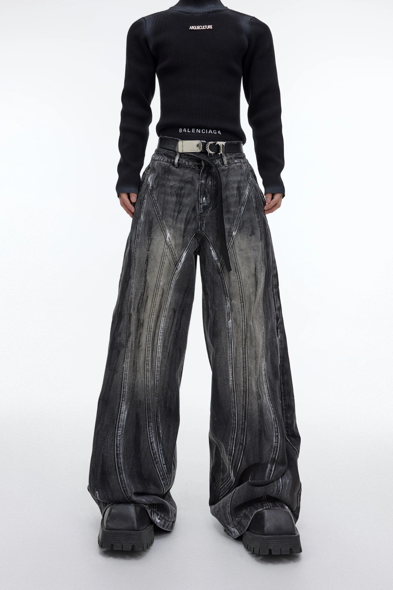 High-Waist Graphite Black Distressed Wide-Leg Jeans - Graphite Black