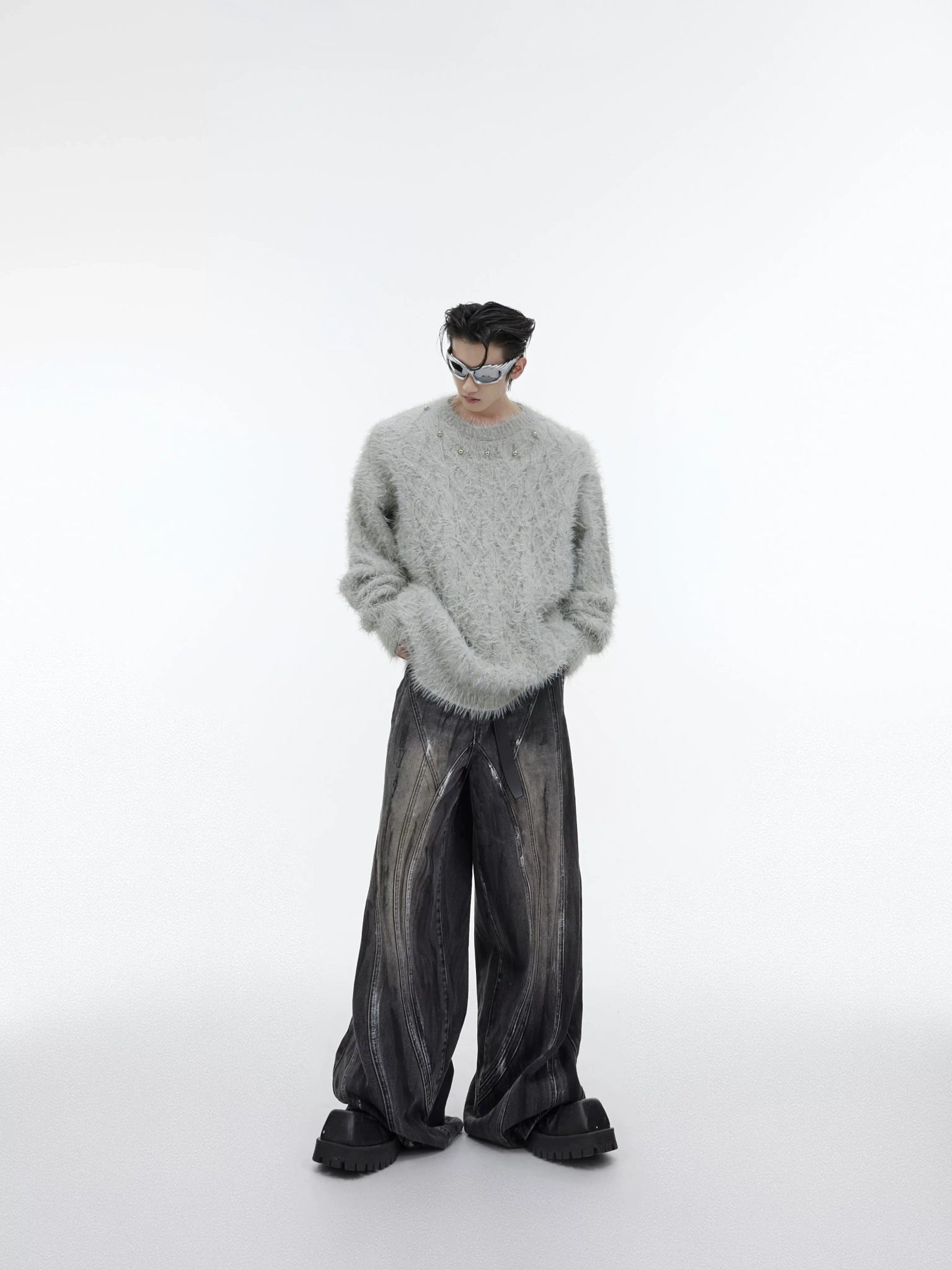 Relaxed Metal-Button Crewneck Knit Sweater - Gray Top