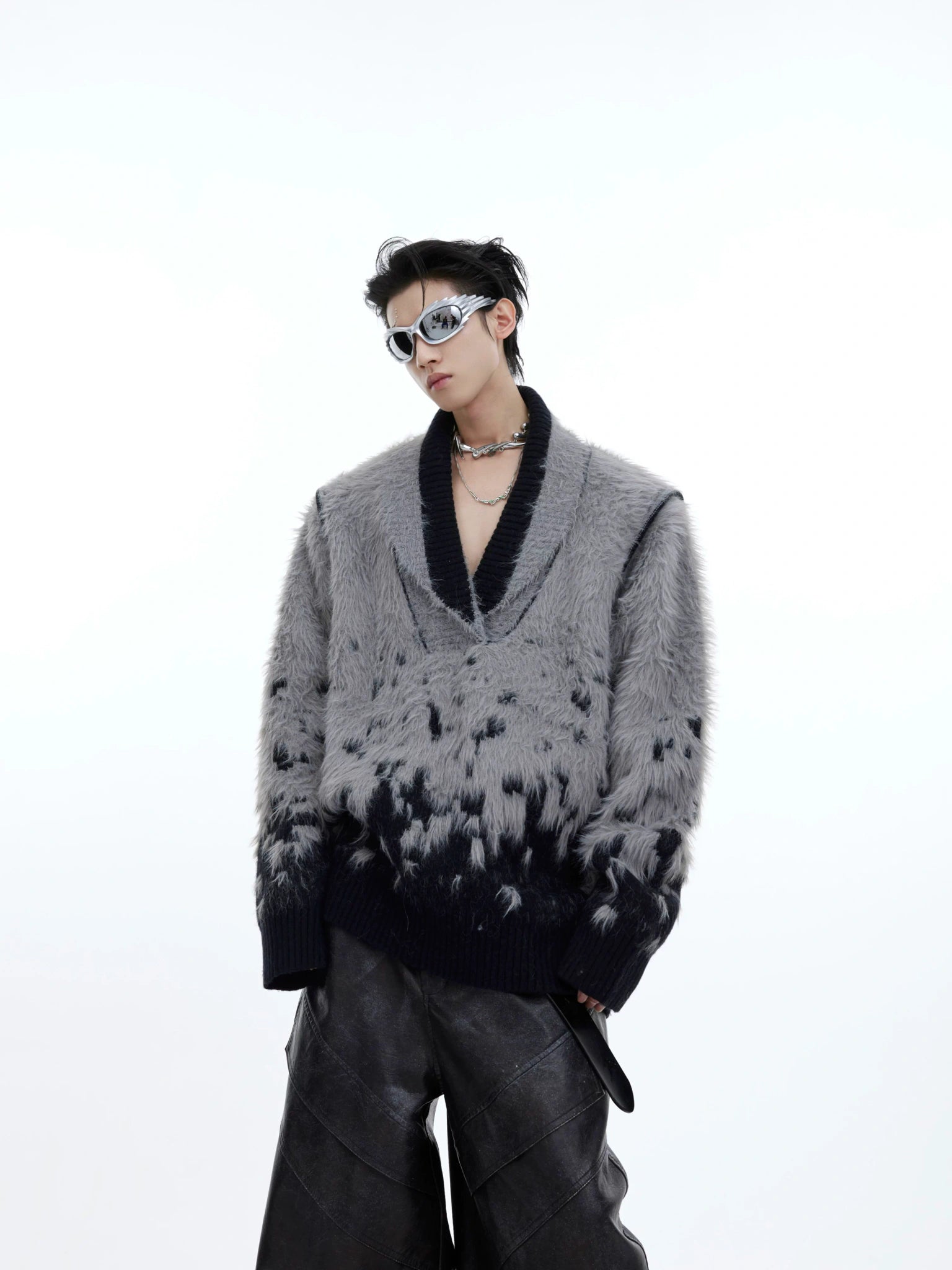 Gradient V-Neck Knit Sweater in Cotton-Wool Blend - main image 2