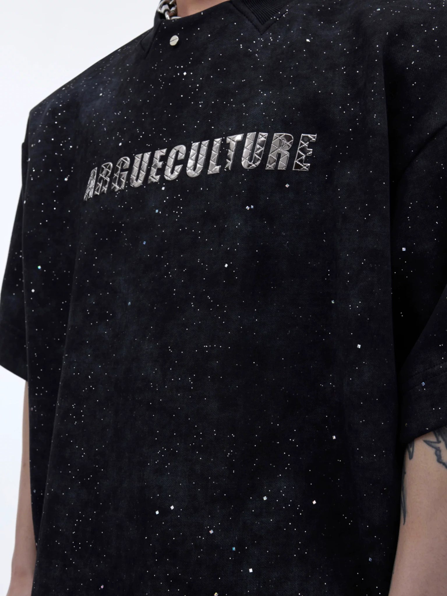 Metal Logo Shoulder-Pad T-Shirt | Relaxed Cotton - main image 3