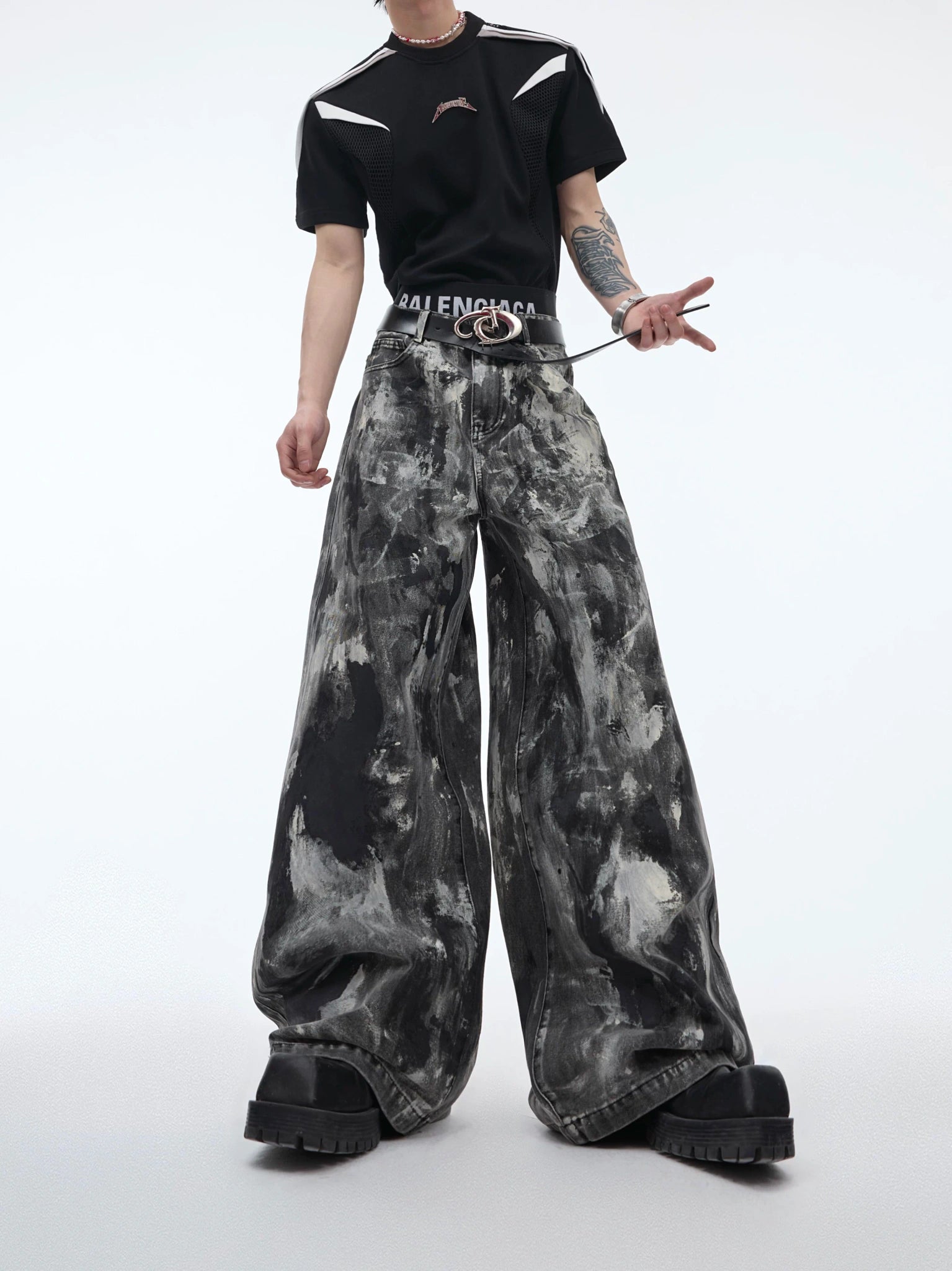 Relaxed Straight-Leg Washed Jeans | Cotton Denim - main image 1