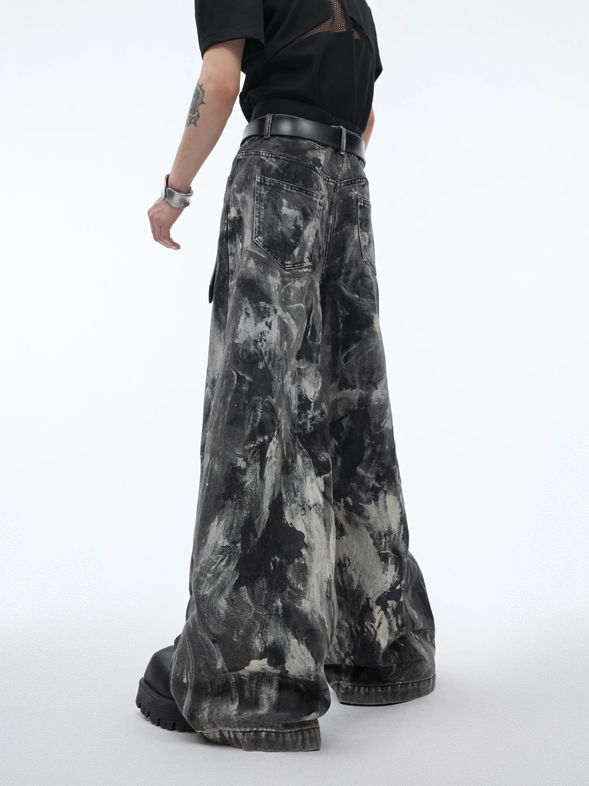 Relaxed Straight-Leg Washed Jeans | Cotton Denim - main image 3