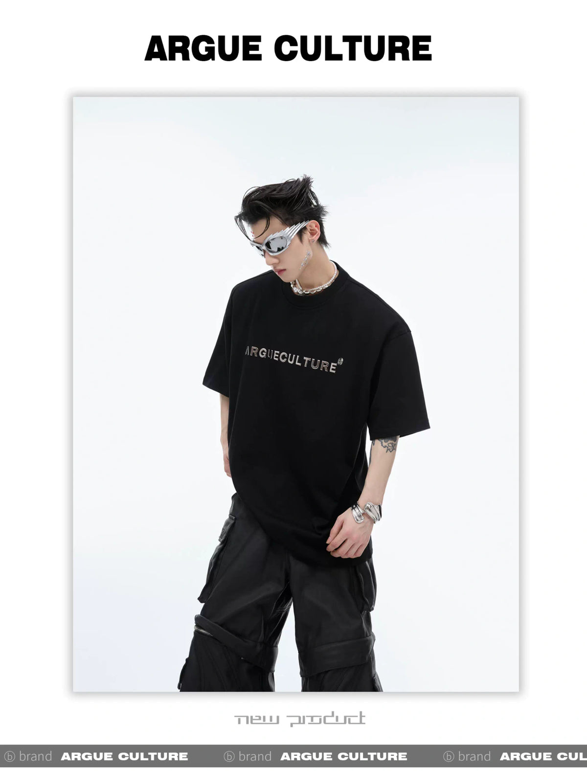 Relaxed Cotton Metal Logo Shoulder-Pad T-Shirt - description image 2