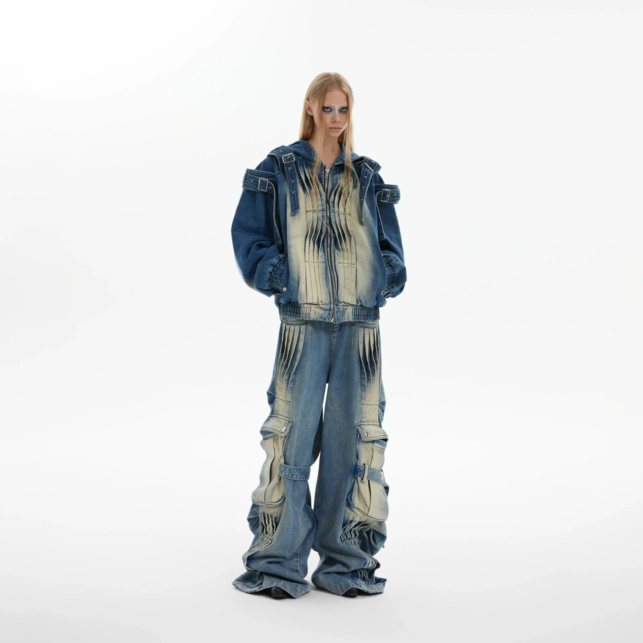 Pleated Washed Utility Jeans With Multiple Pockets - main image 2