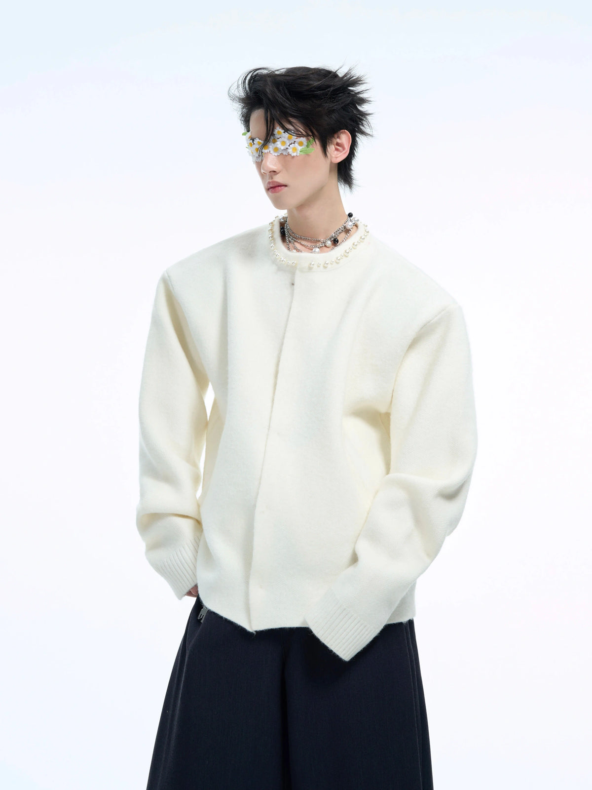 Pearl-Trimmed Short Cardigan Sweater | Argue Culture - White