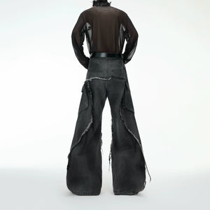 Frayed Curved-Leg Wide Jeans in Washed Black - main image 4