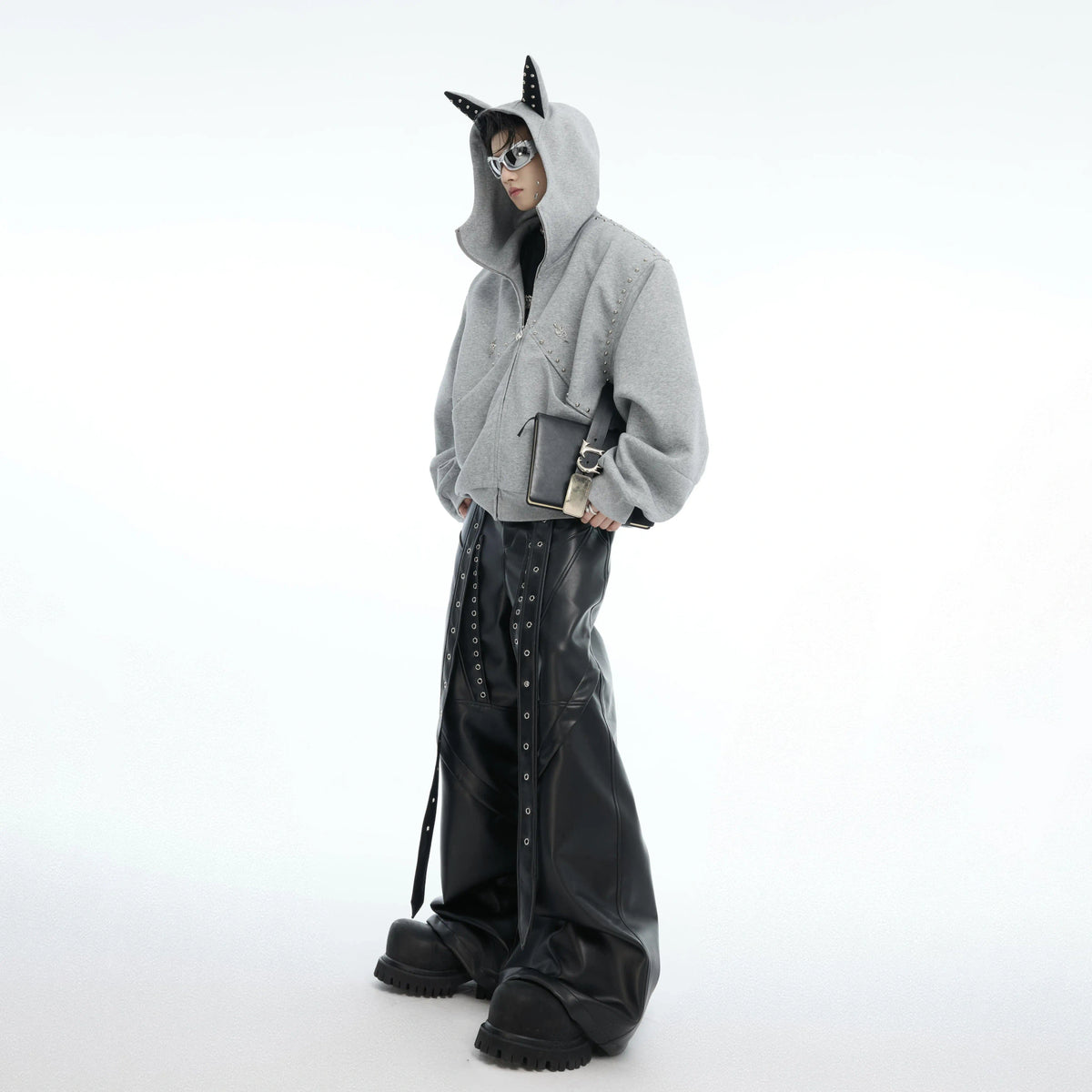 Relaxed Doberman-Ear Rivet Zip Hoodie Jacket - main image 4