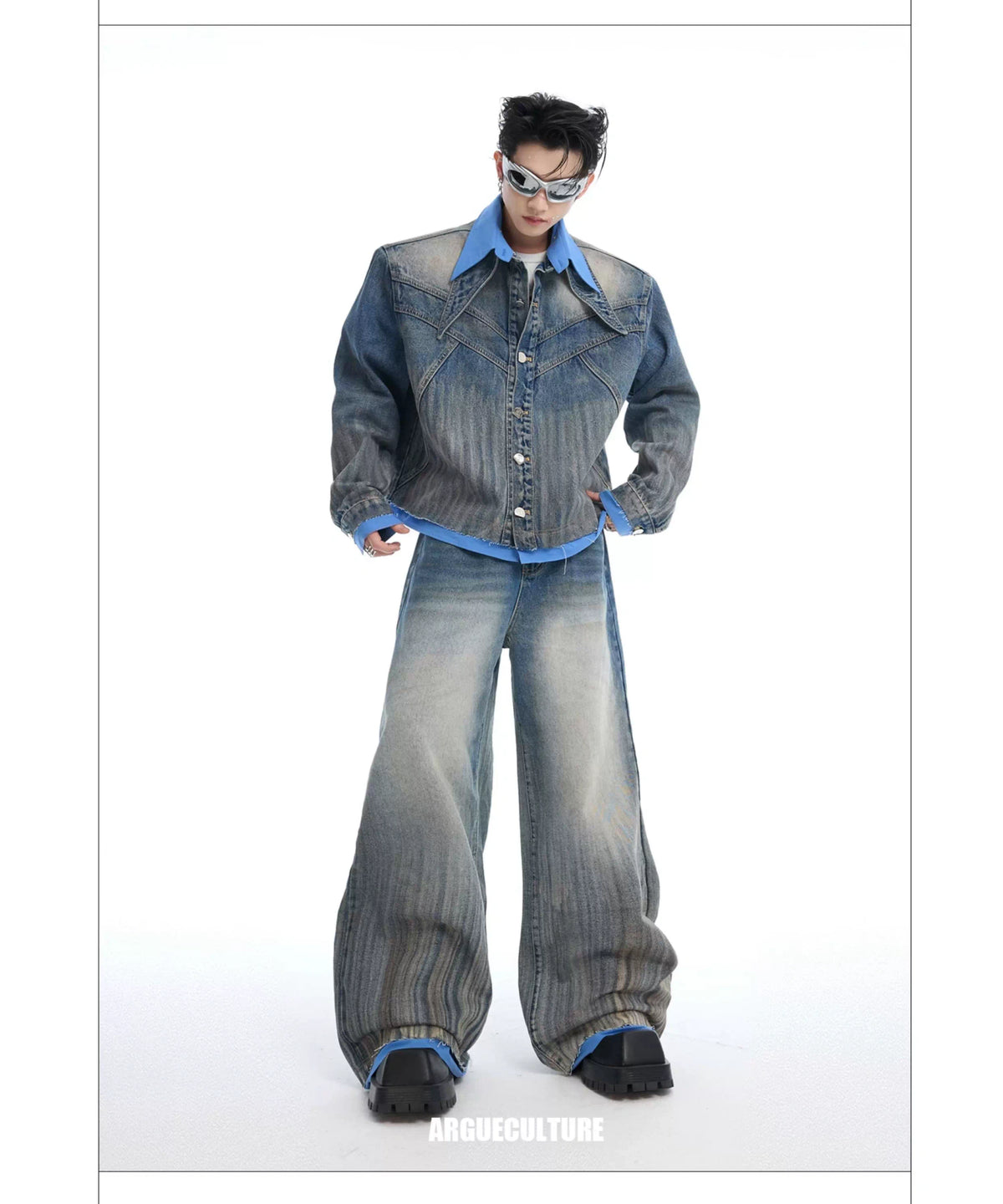 Deconstructed Washed Wide-Leg Jeans with Metal Chain - description image 9
