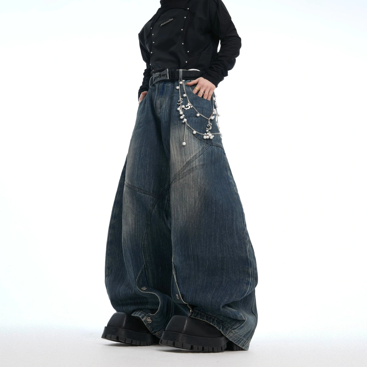 Deconstructed Washed Wide-Leg Jeans with Metal Chain - main image 1