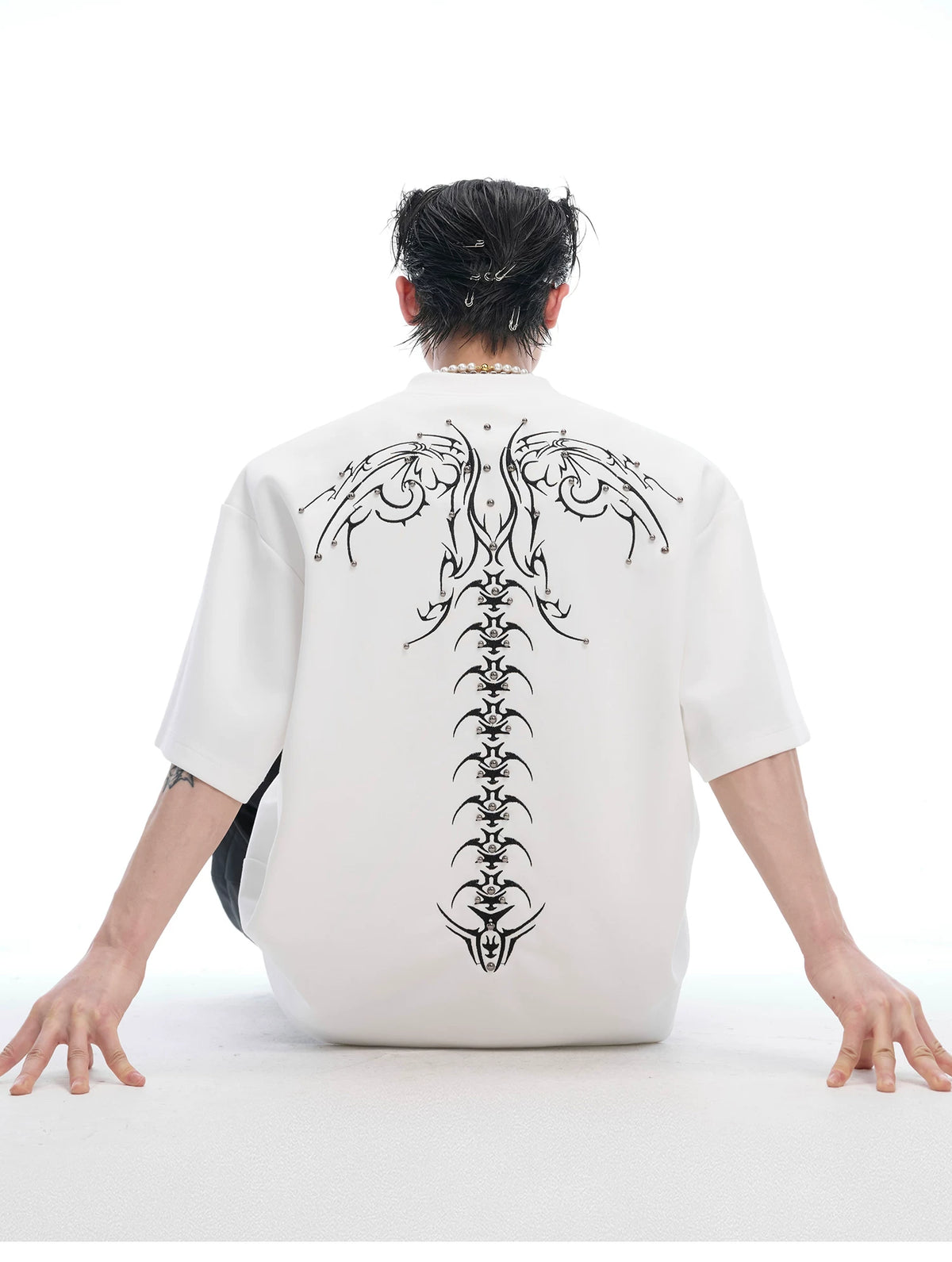 Spinal Bone Embroidered Oversized T-Shirt | Argue - description image 3