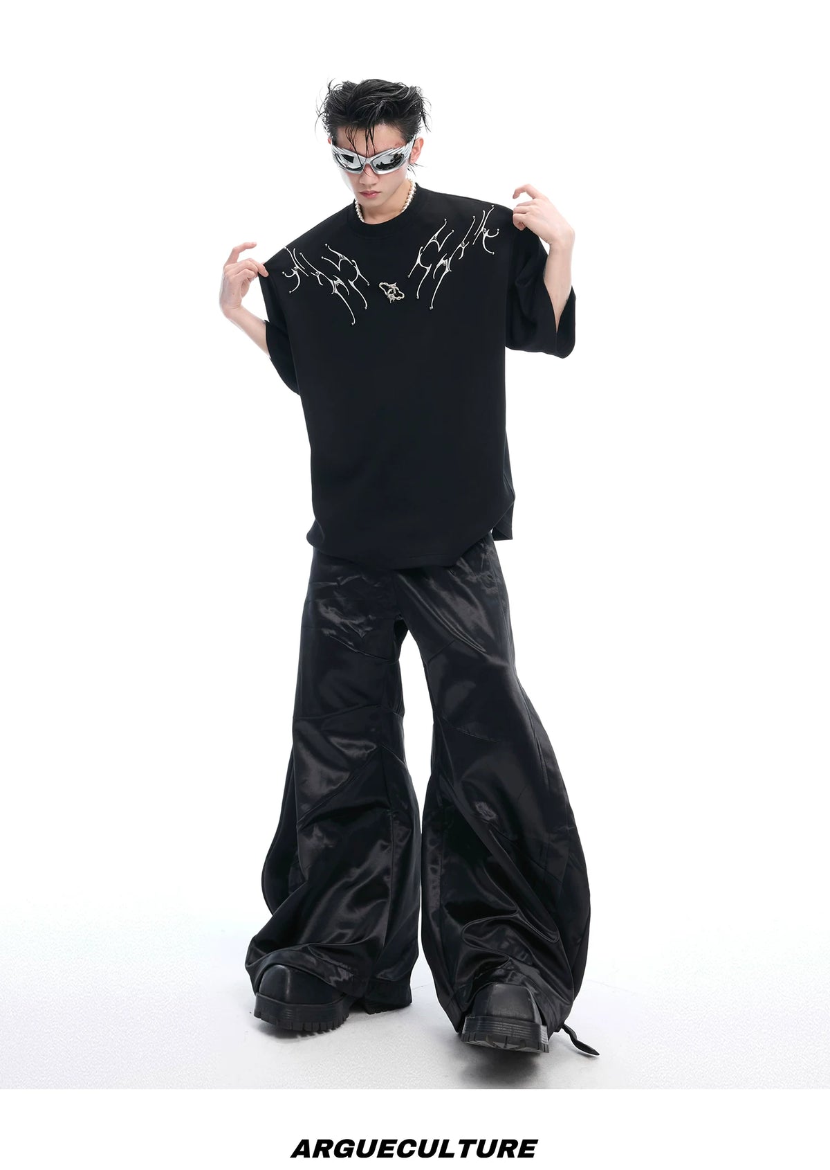 Spinal Bone Embroidered Oversized T-Shirt | Argue - description image 11