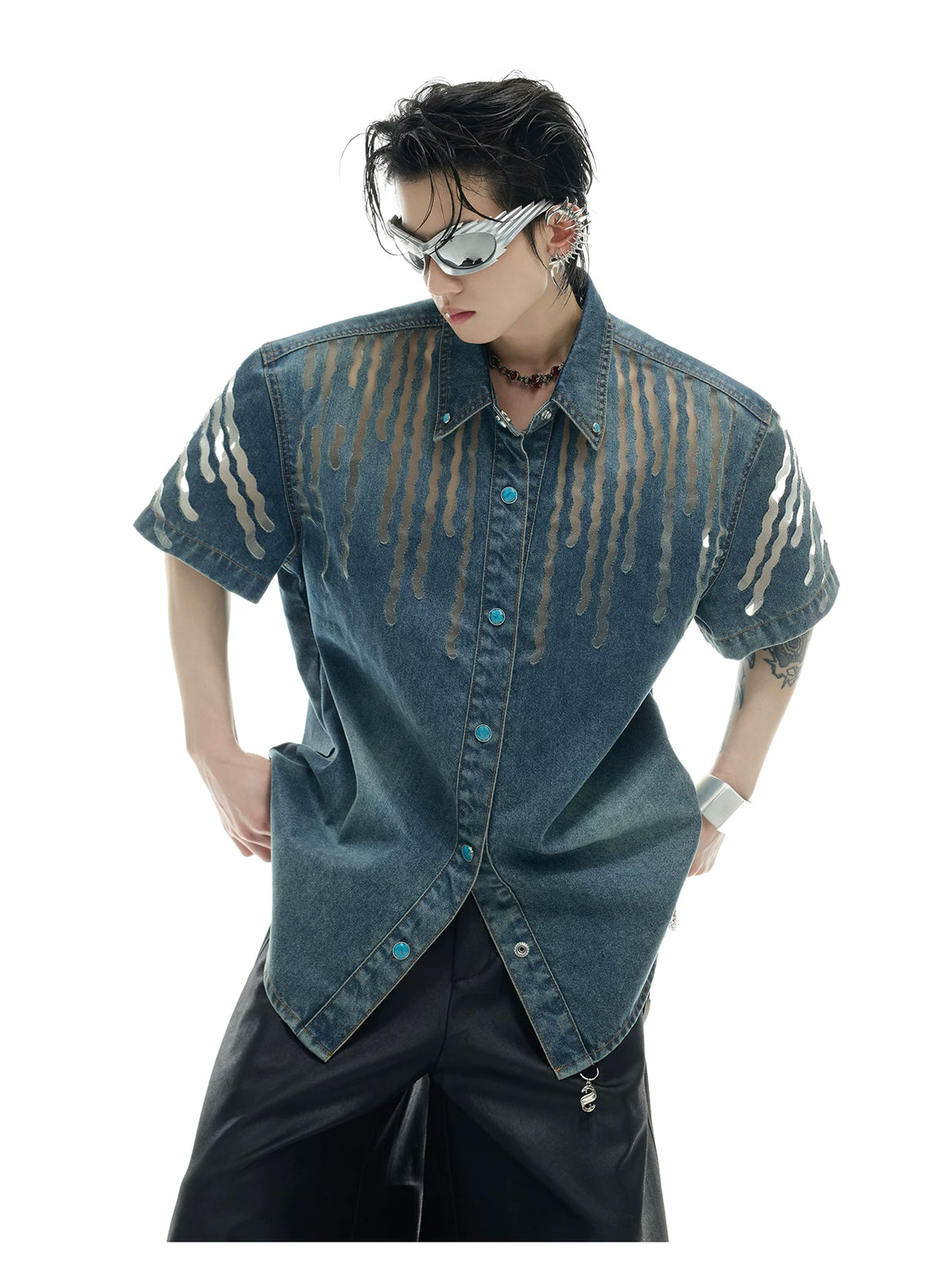 Short-Sleeve Mesh-Panel Denim Jacket in Blue - description image 3