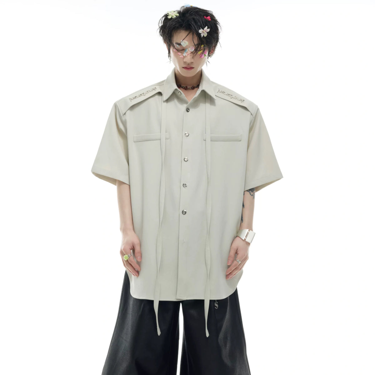 Oversized Short-Sleeve Shirt with Detachable Ribbon Detail - main image 4