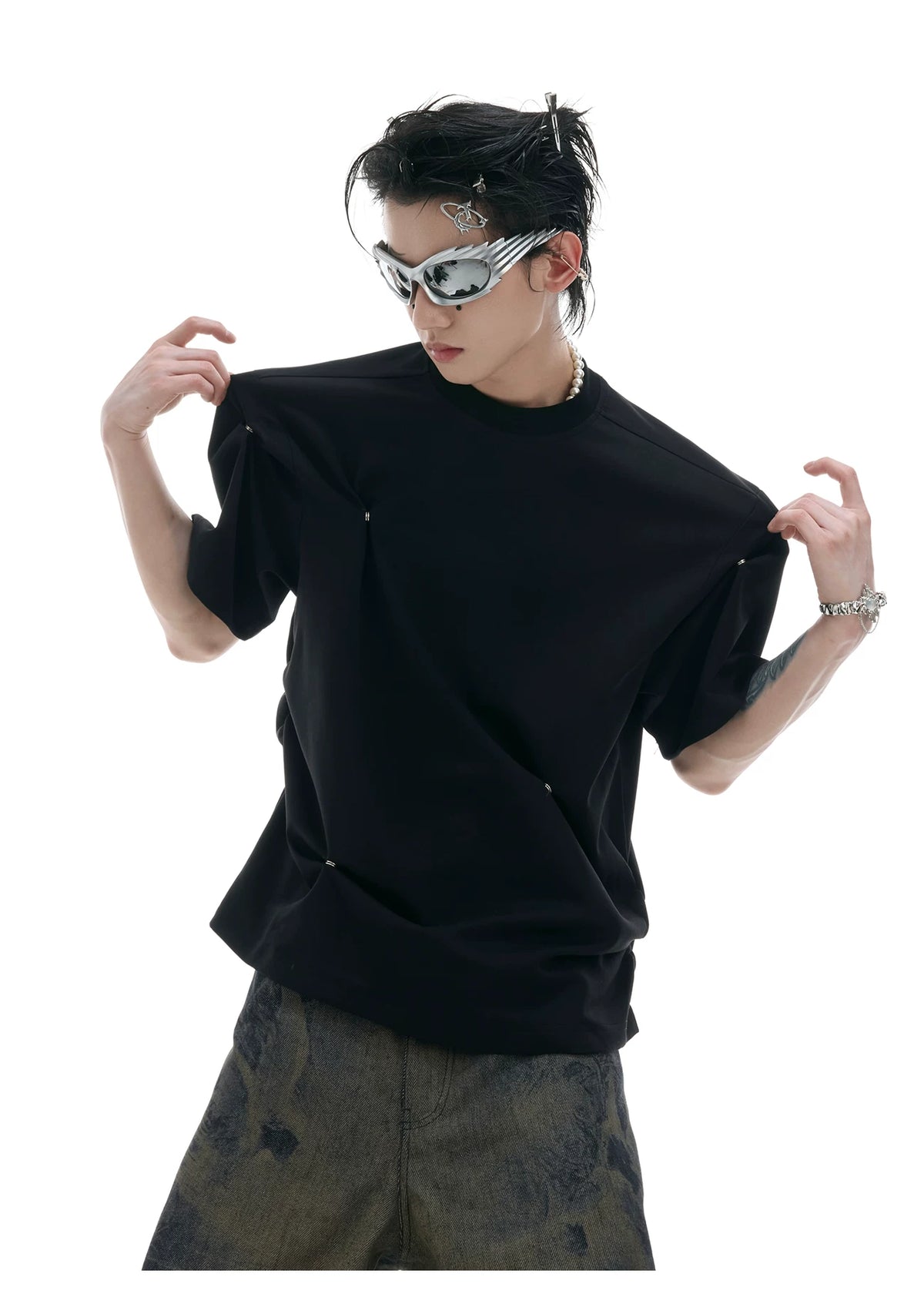 Pleated Boxy Cotton T-Shirt with Metal Details - description image 10