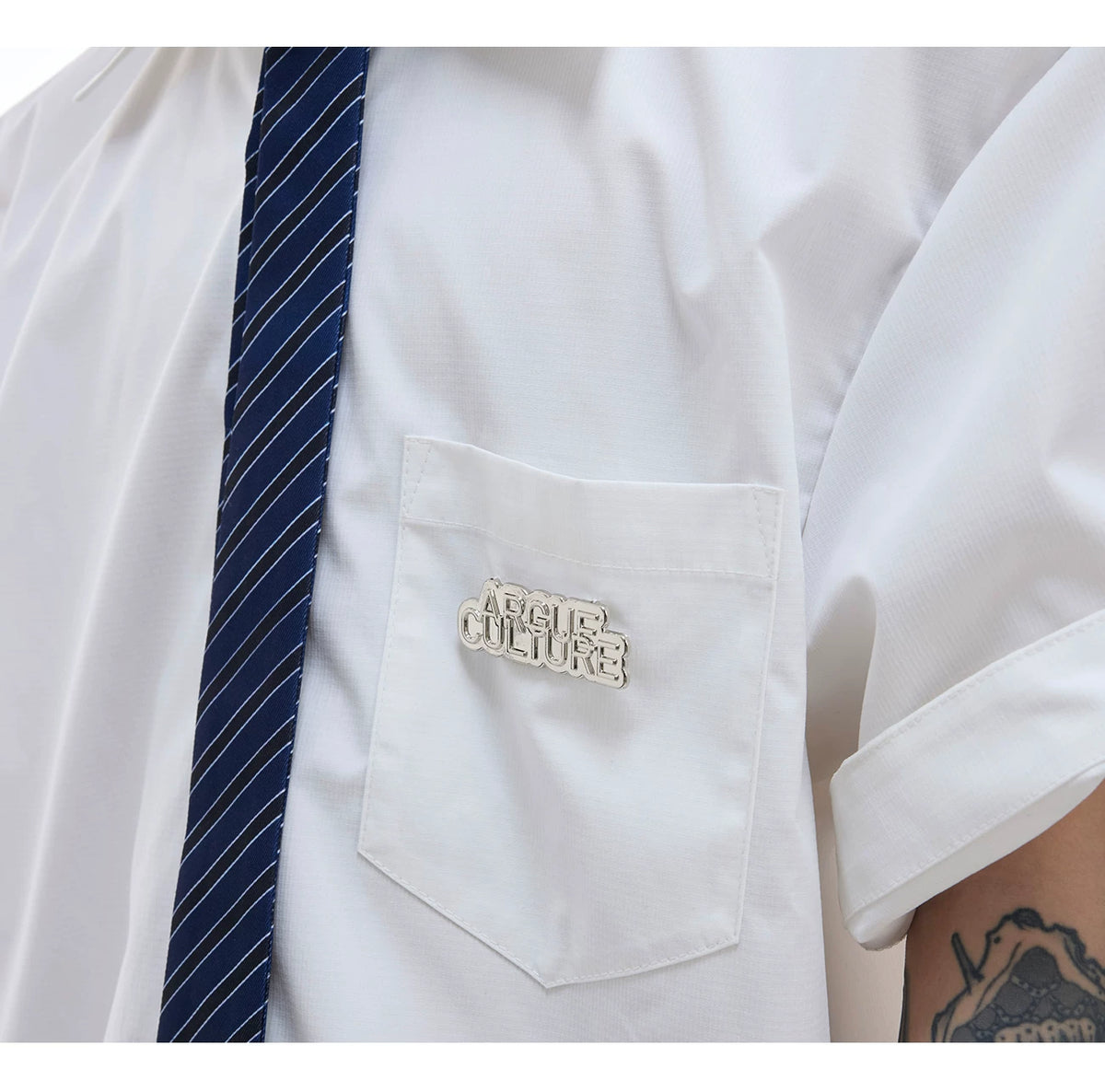 Relaxed Double-Collar Tie Shirt in Lavender - description image 7