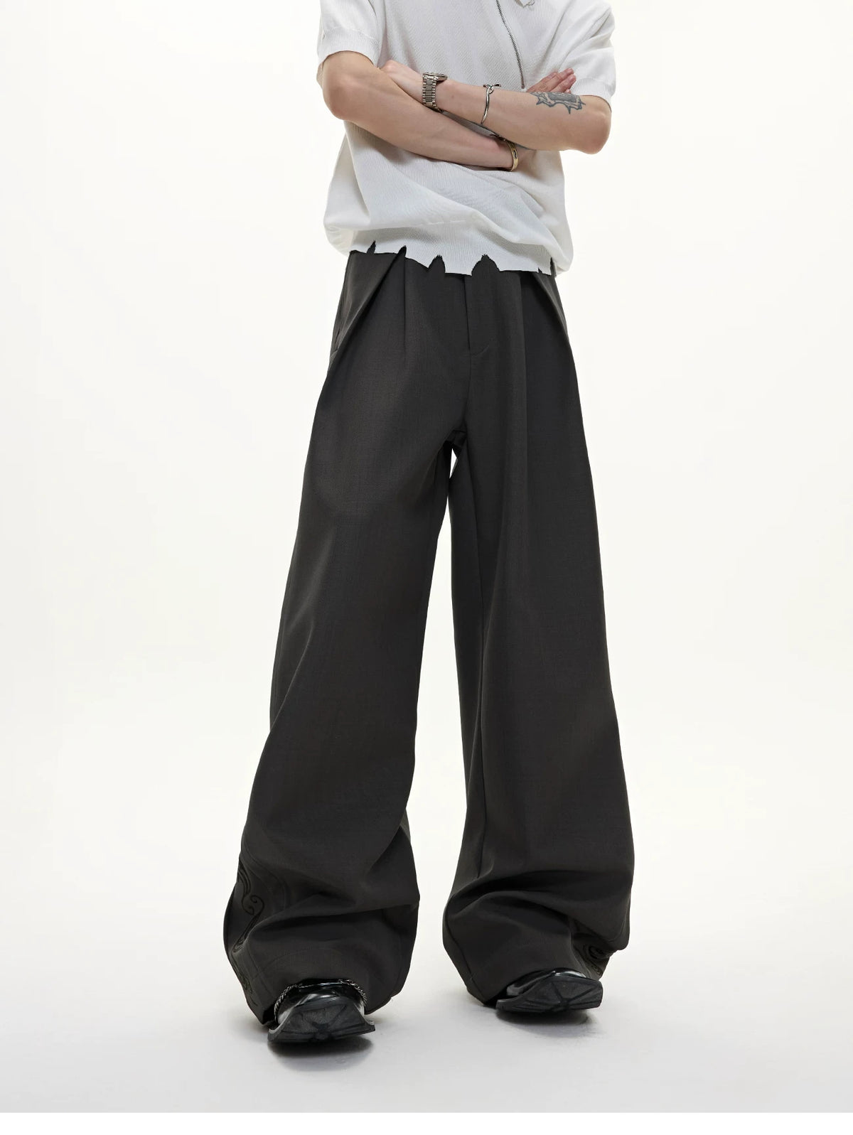 Embroidered Pleated Wide-Leg Trousers | Relaxed Fit - description image 3