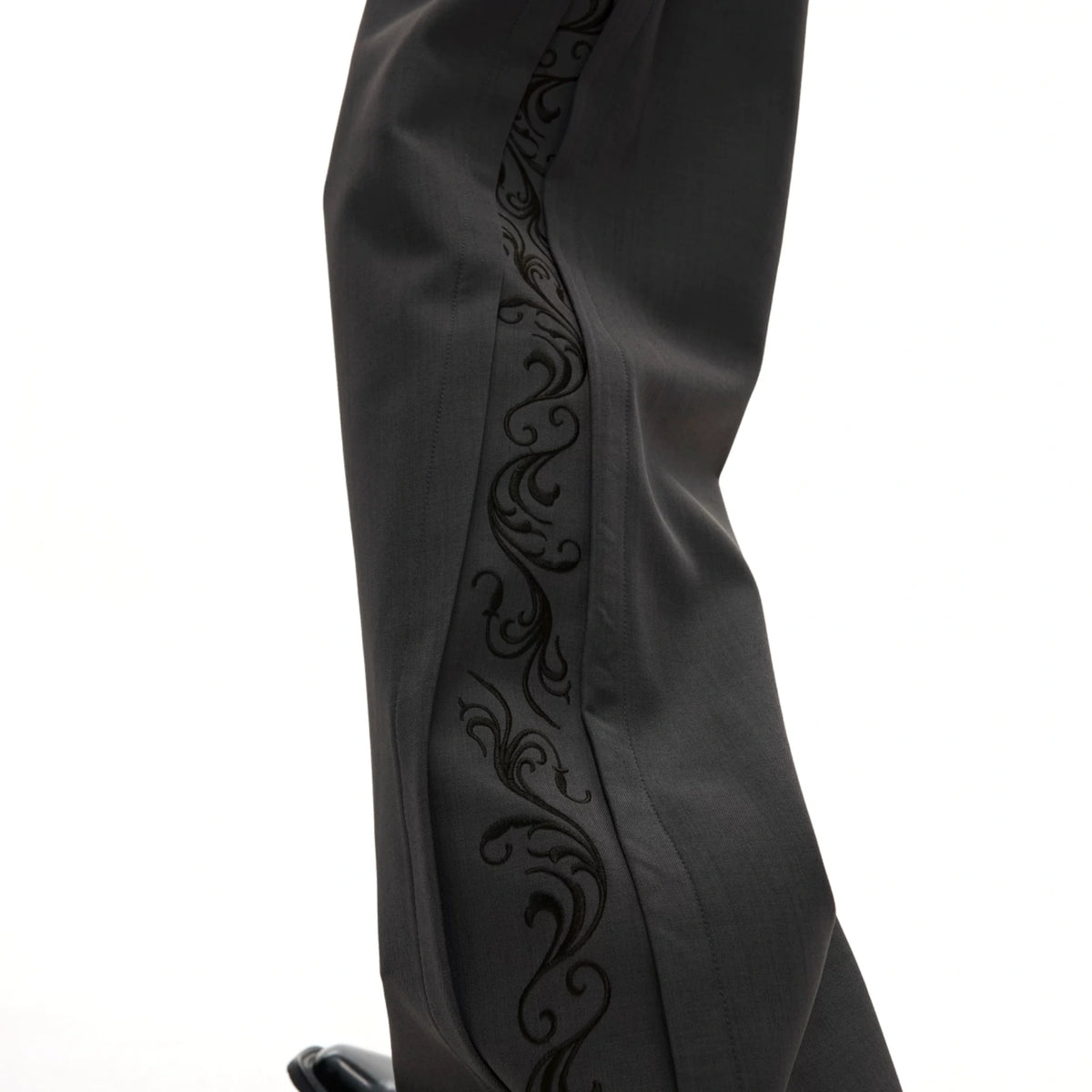 Embroidered Pleated Wide-Leg Trousers | Relaxed Fit - main image 5