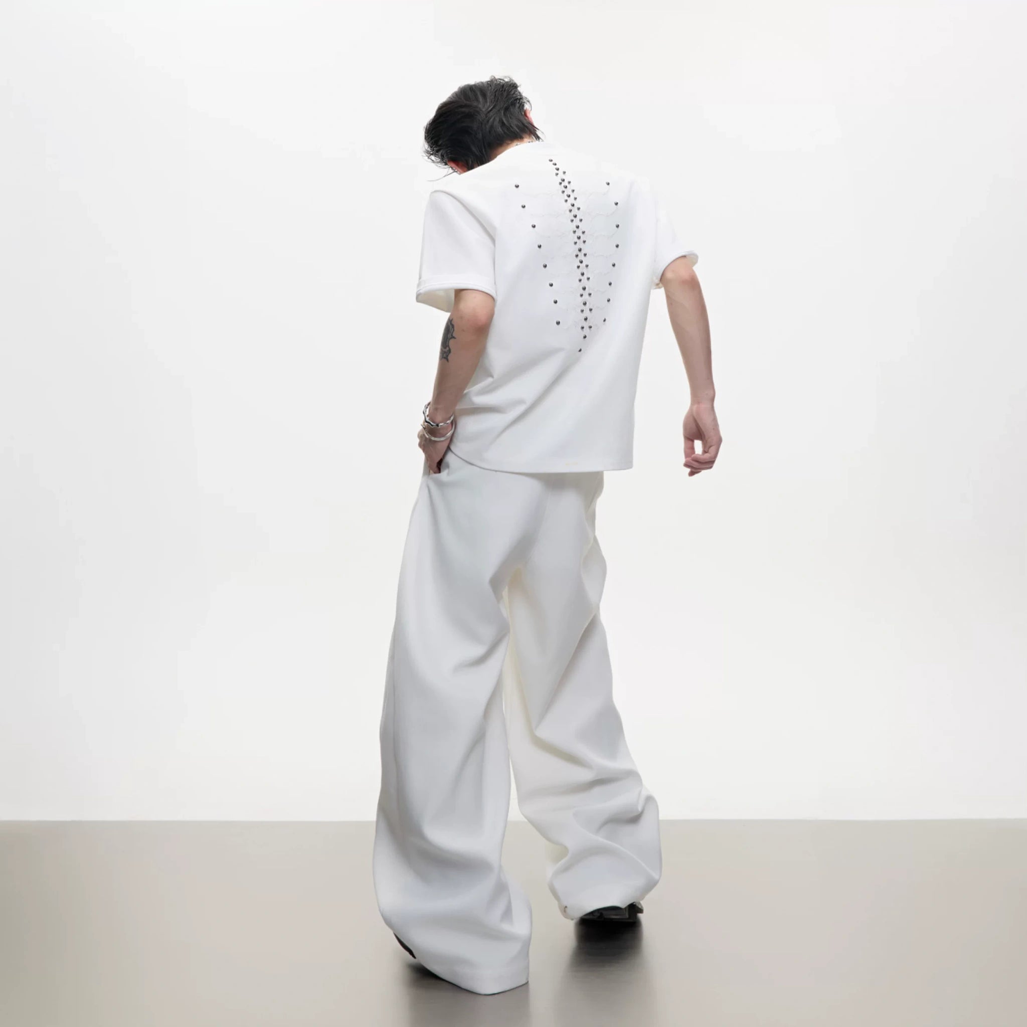 Slim-Fit Cotton Snake-Eye Spine Studded T-Shirt - main image 5