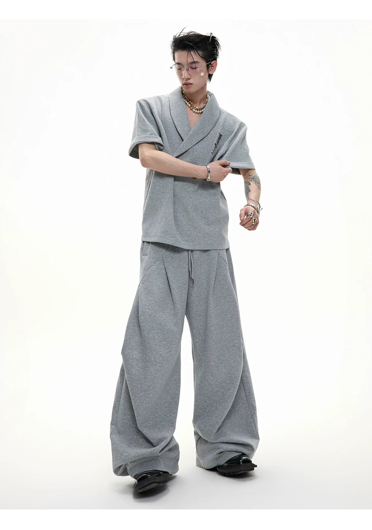 V-Neck Structured Shirt and Trouser Set | Avant-Garde - description image 7