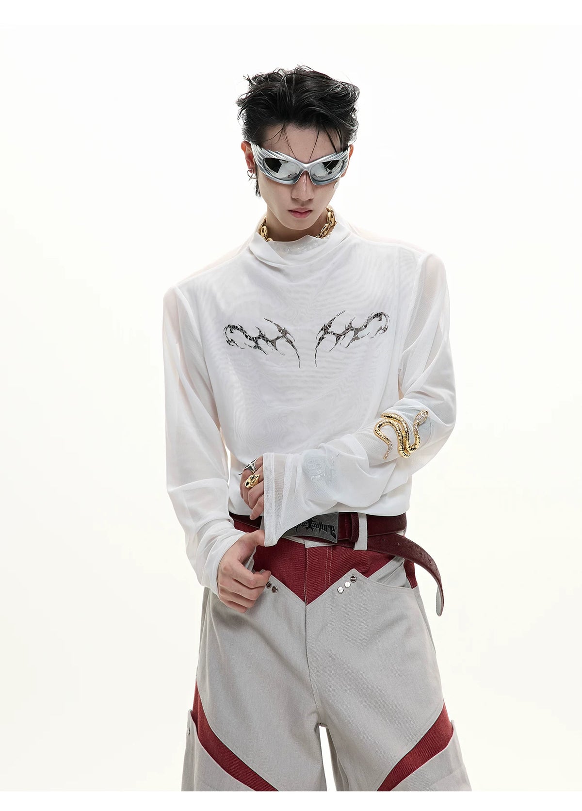 Embossed Mesh Long-Sleeve Tee in Polyester Blend - description image 5