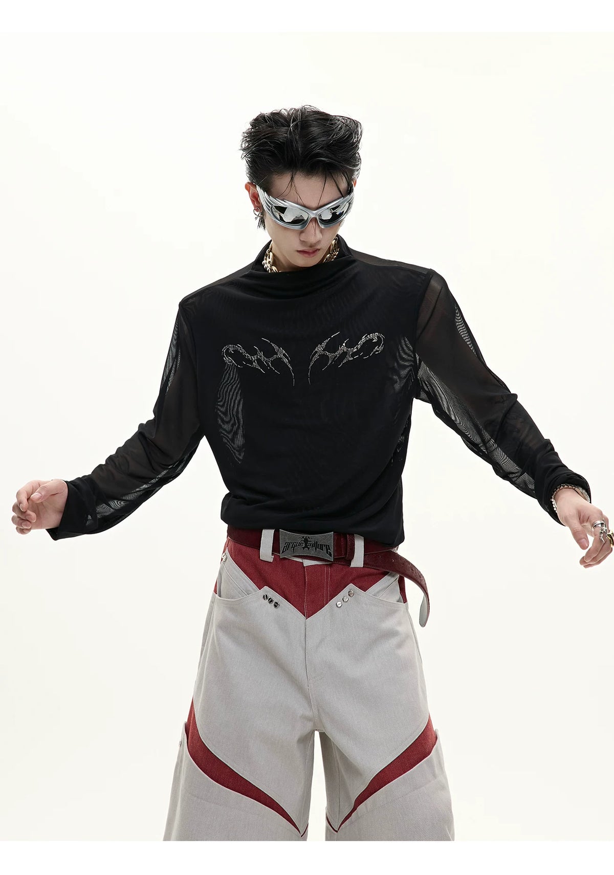 Embossed Mesh Long-Sleeve Tee in Polyester Blend - description image 7