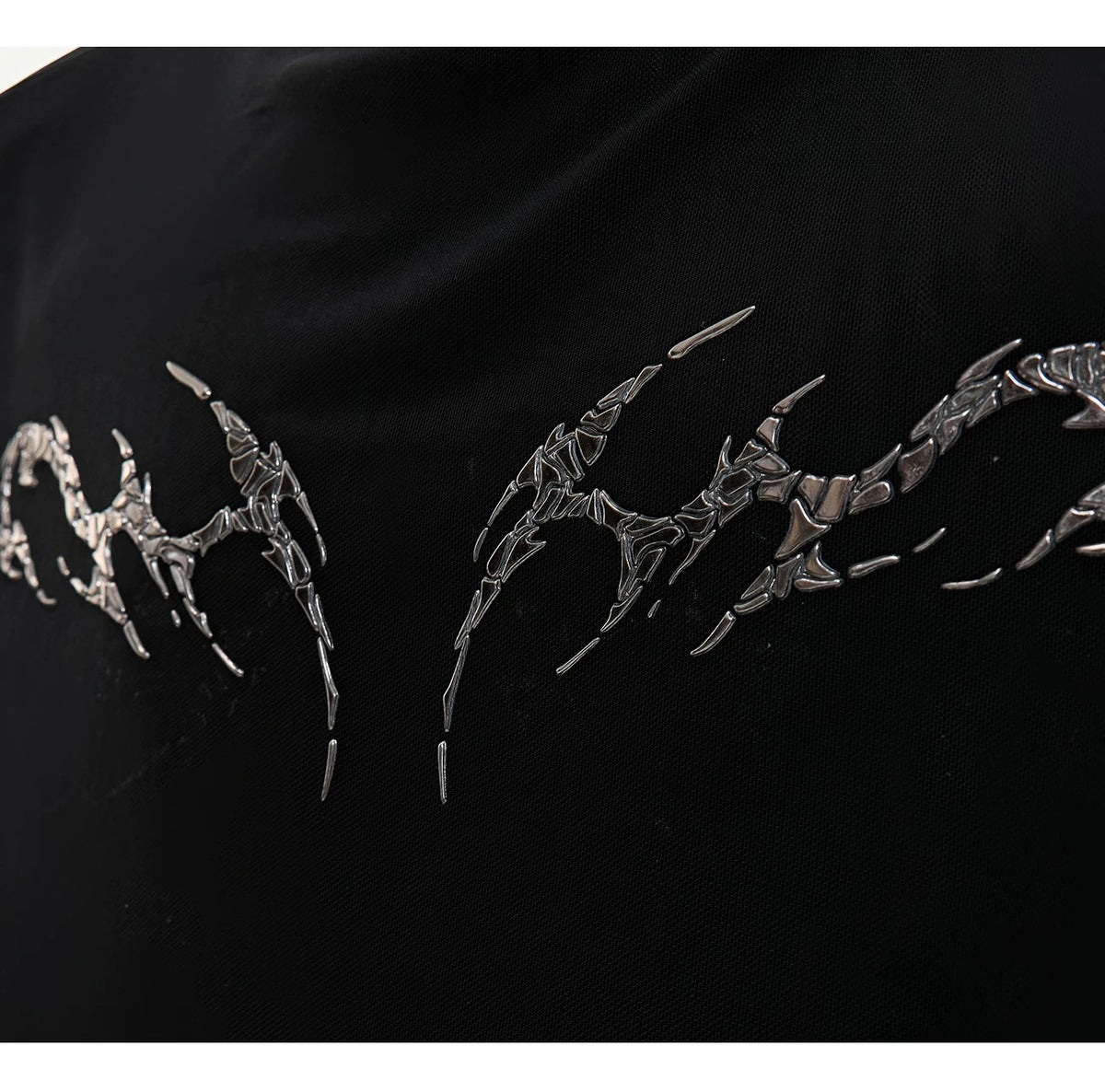 Embossed Mesh Long-Sleeve Tee in Polyester Blend - description image 8