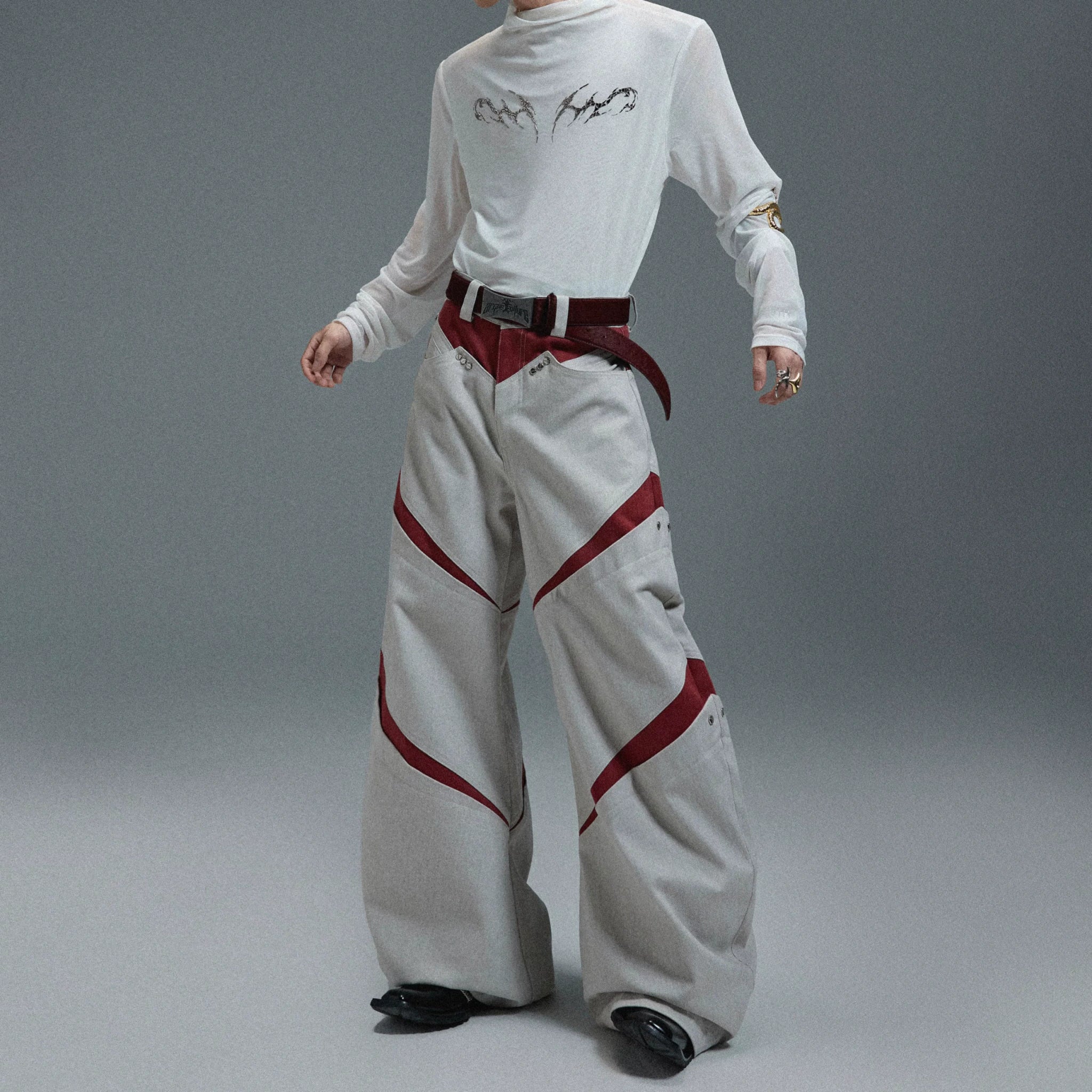Embossed Mesh Long-Sleeve Tee in Polyester Blend - main image 3