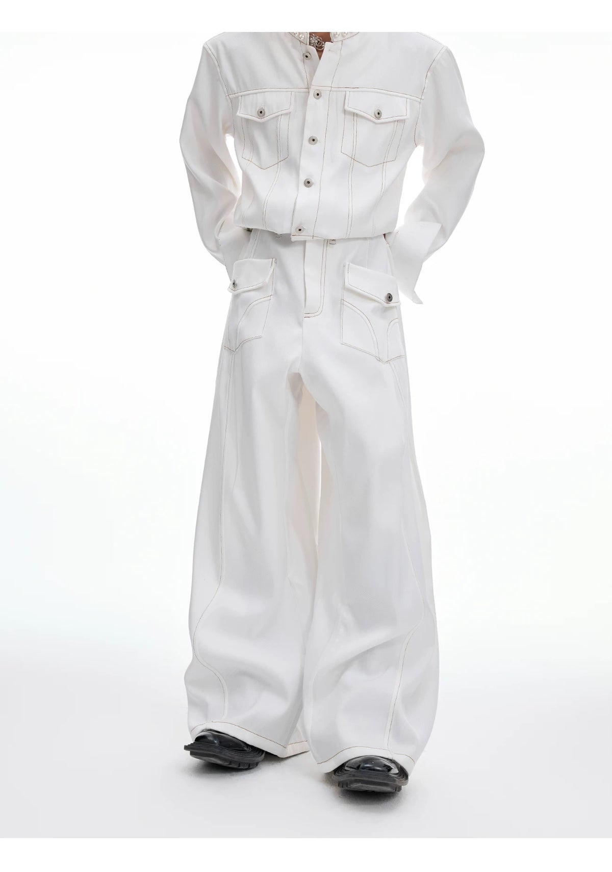Loose Straight-Leg Cargo Jeans | Washed Cotton Denim - description image 7