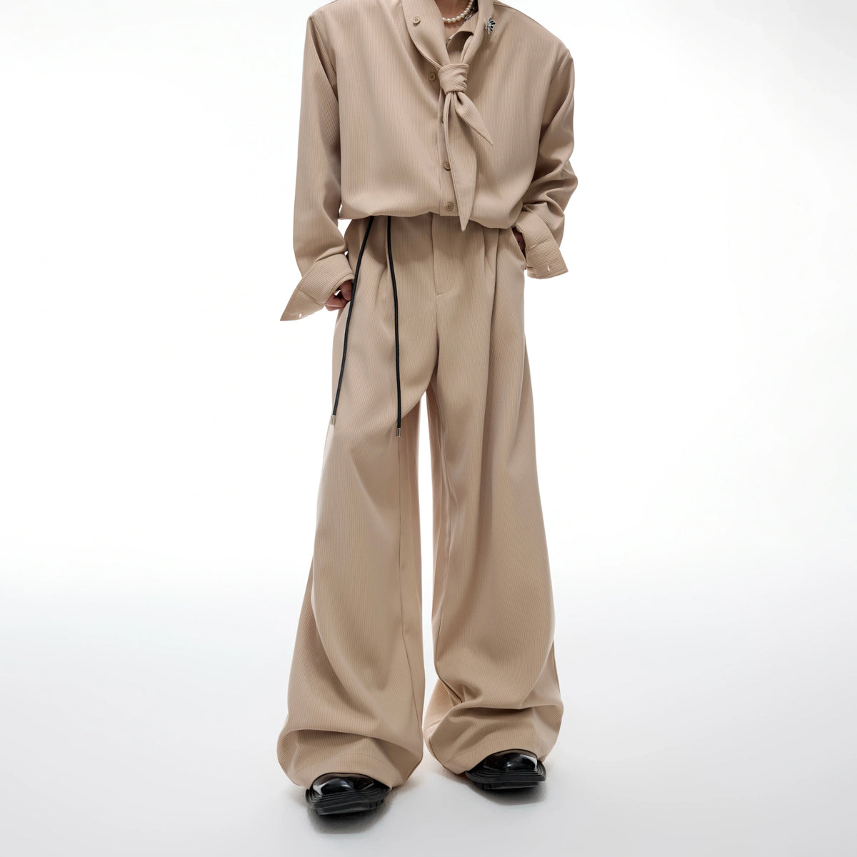 Unisex Ribbon-Collar Shirt and Wide-Leg Pants Set - main image 4