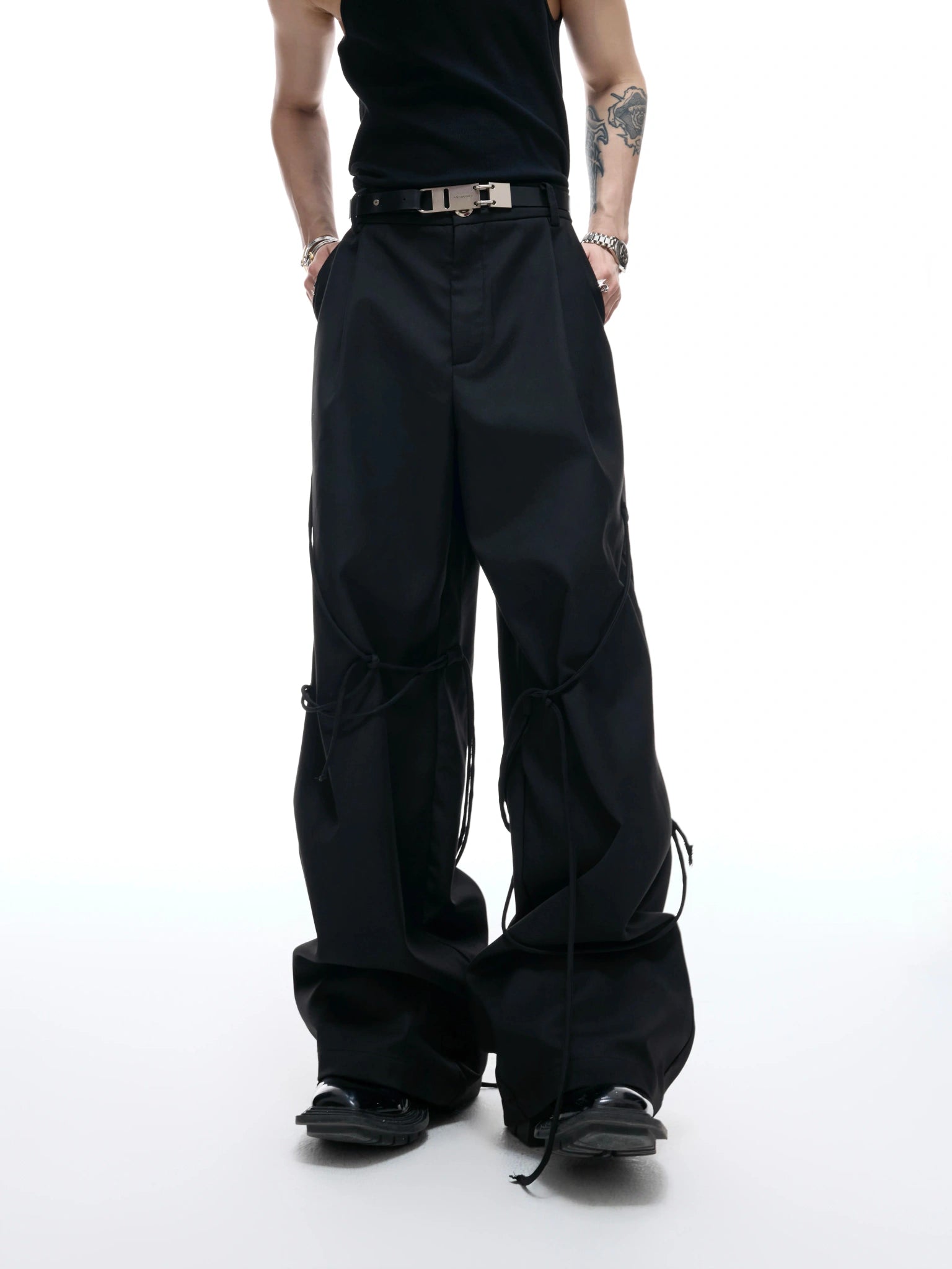 Rope-Strap Short Blazer Suit Set in Black - main image 5
