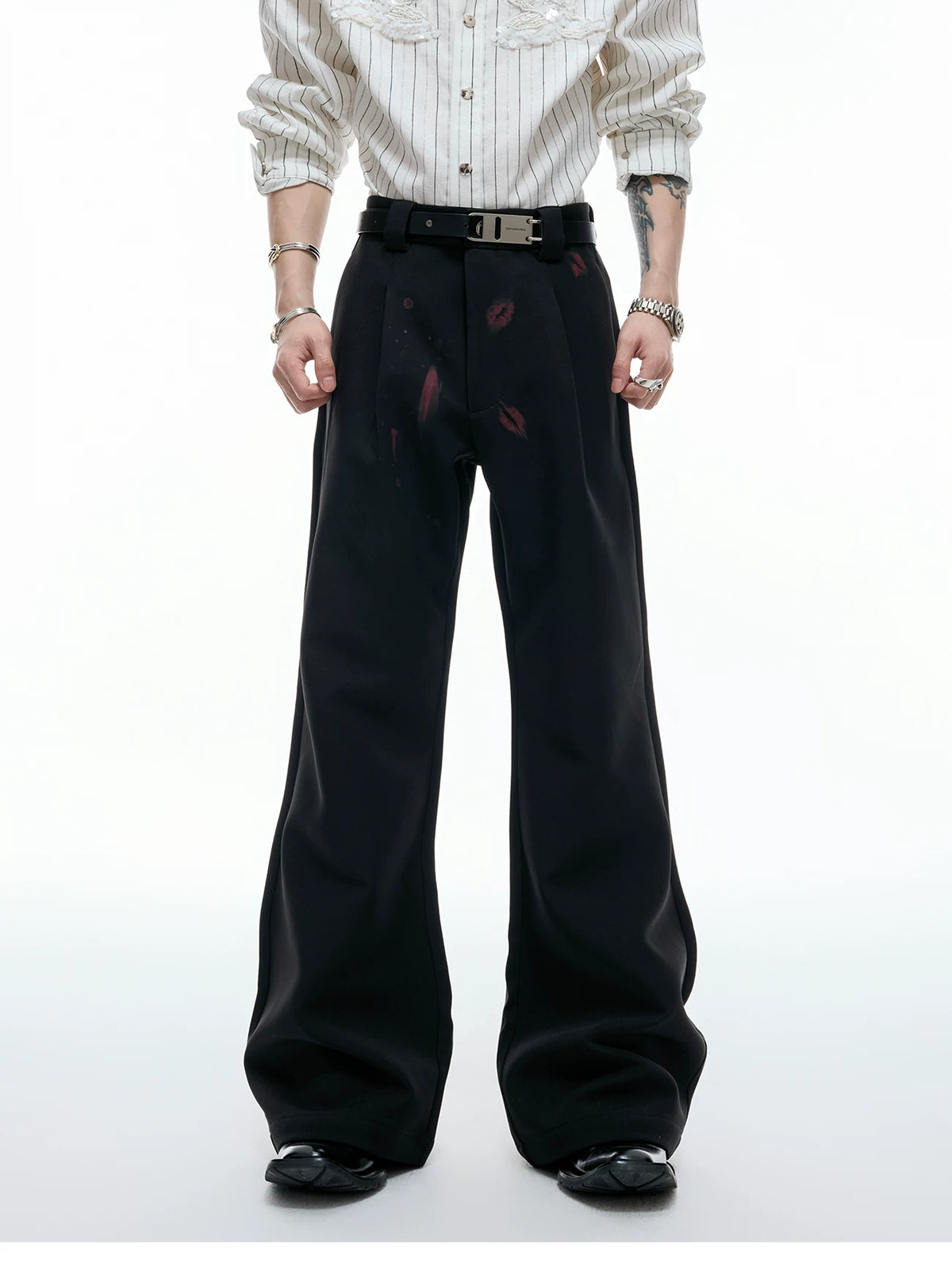 Pleated Red Lip Flared Trousers in Cotton - description image 4