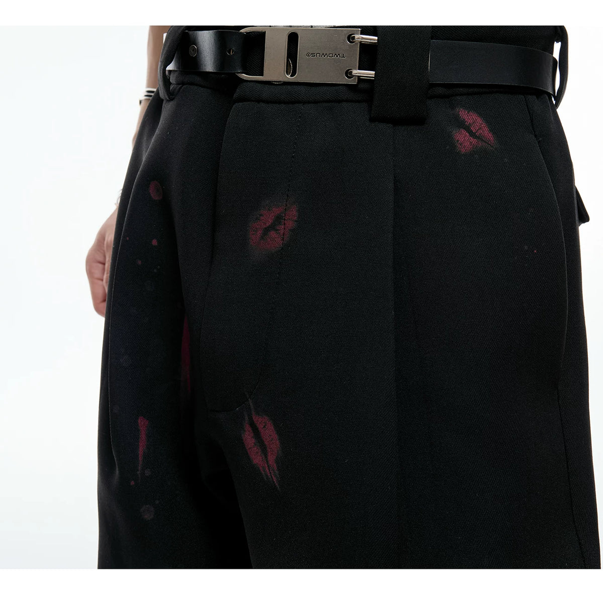 Pleated Red Lip Flared Trousers in Cotton - description image 9