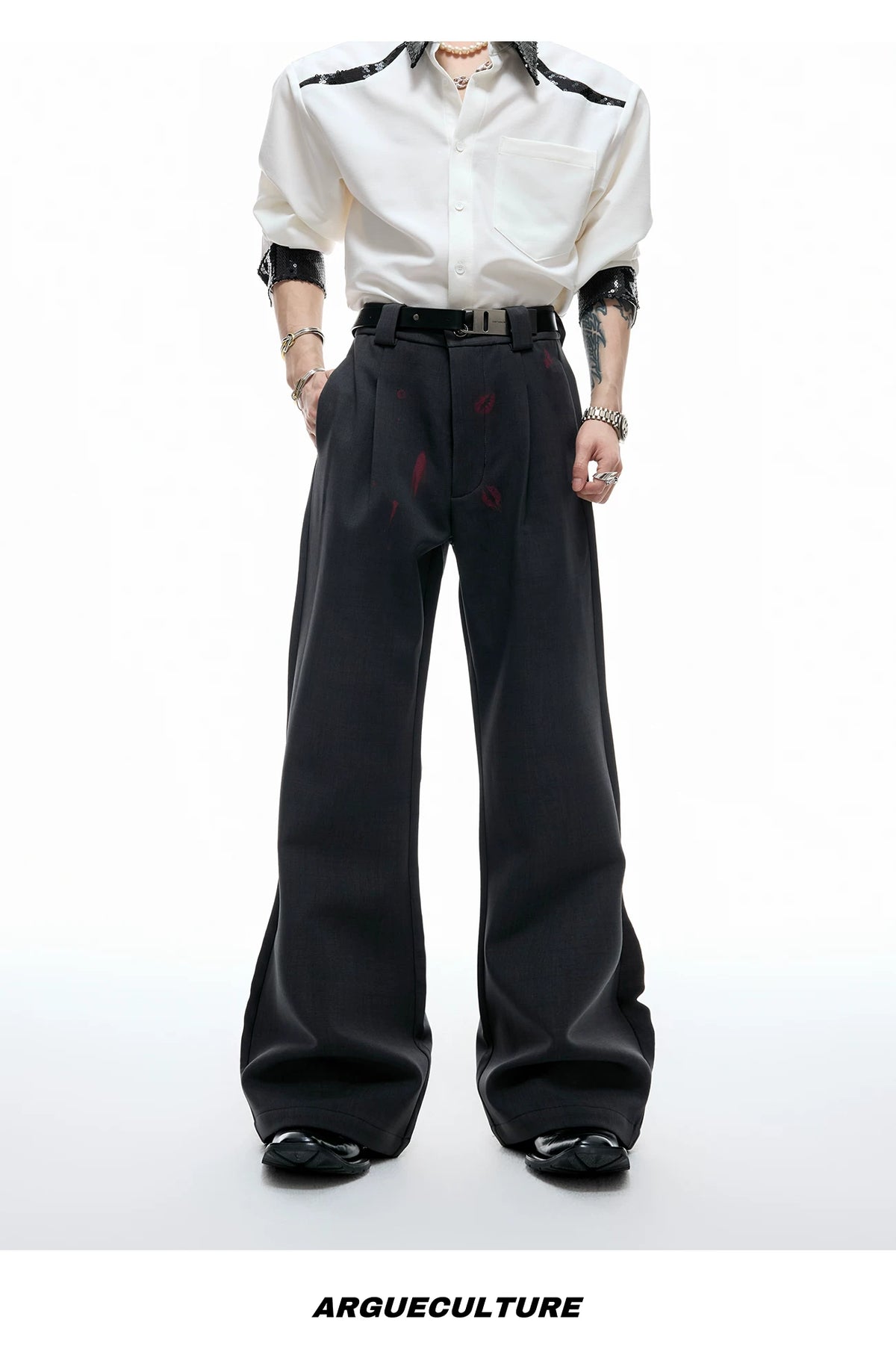 Pleated Red Lip Flared Trousers in Cotton - description image 14