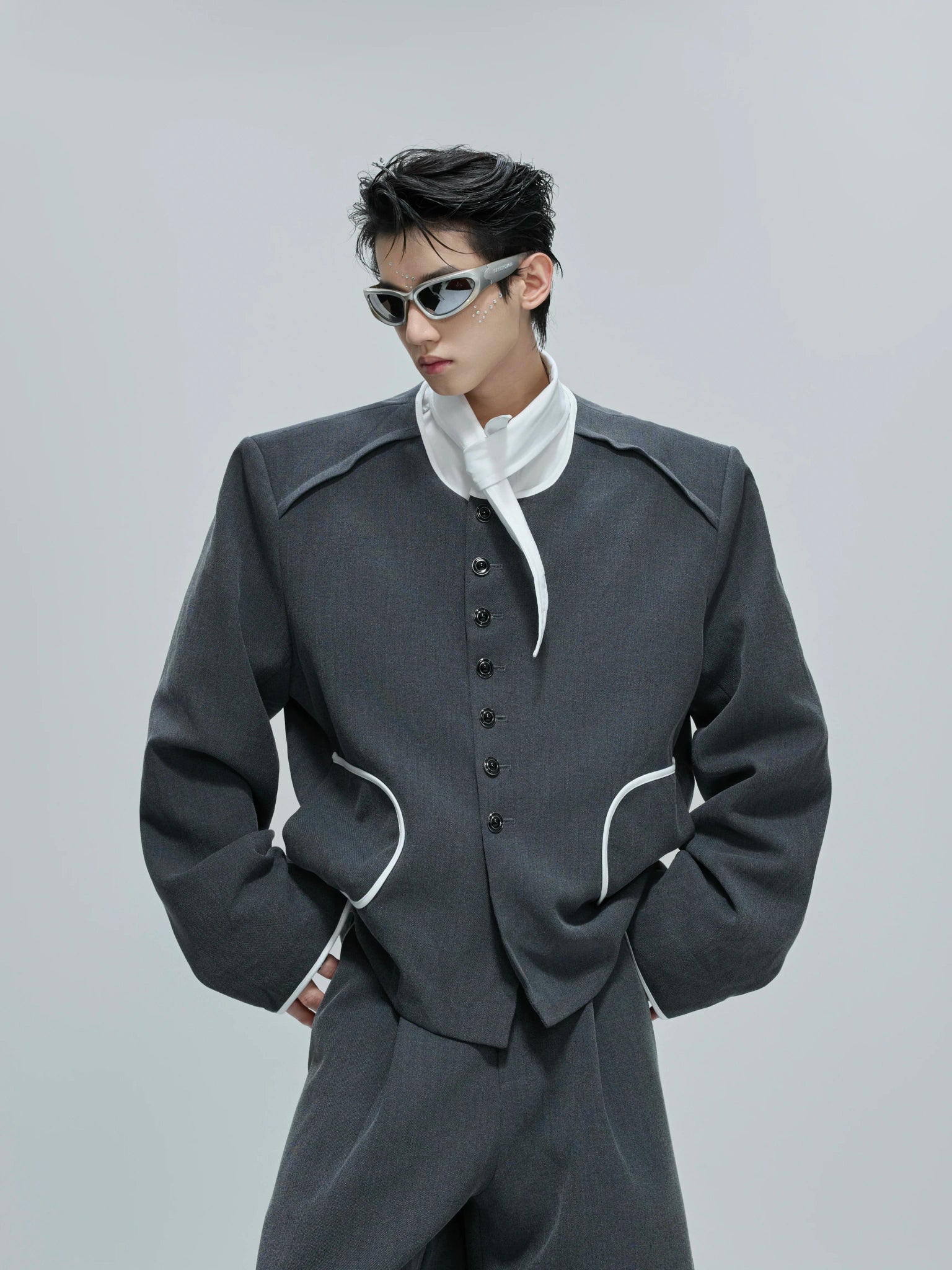 Collarless Contrast-Trim Jacket | Relaxed Cropped Fit - Grey Top
