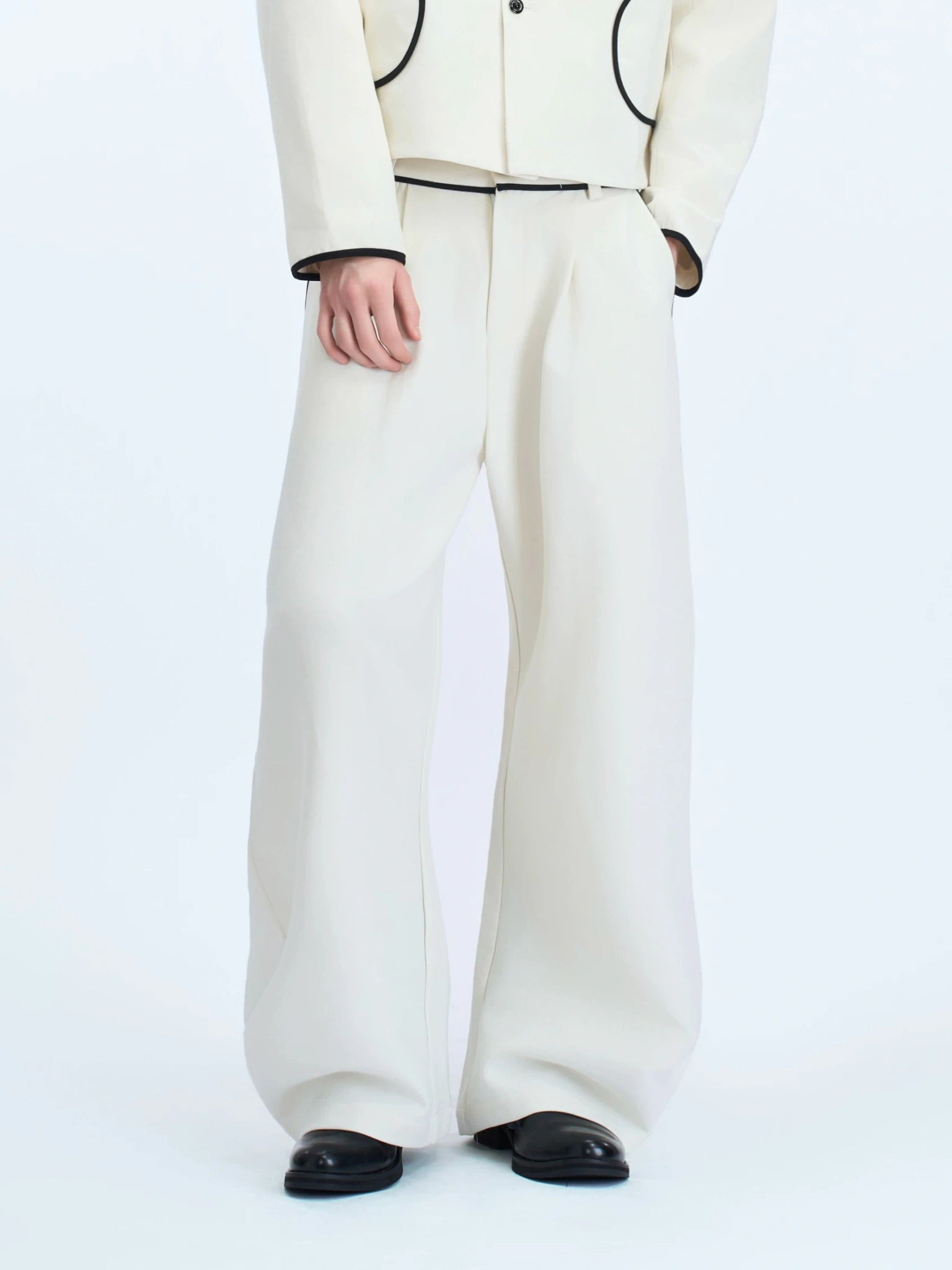 Collarless Contrast-Trim Jacket | Relaxed Cropped Fit - White Pants