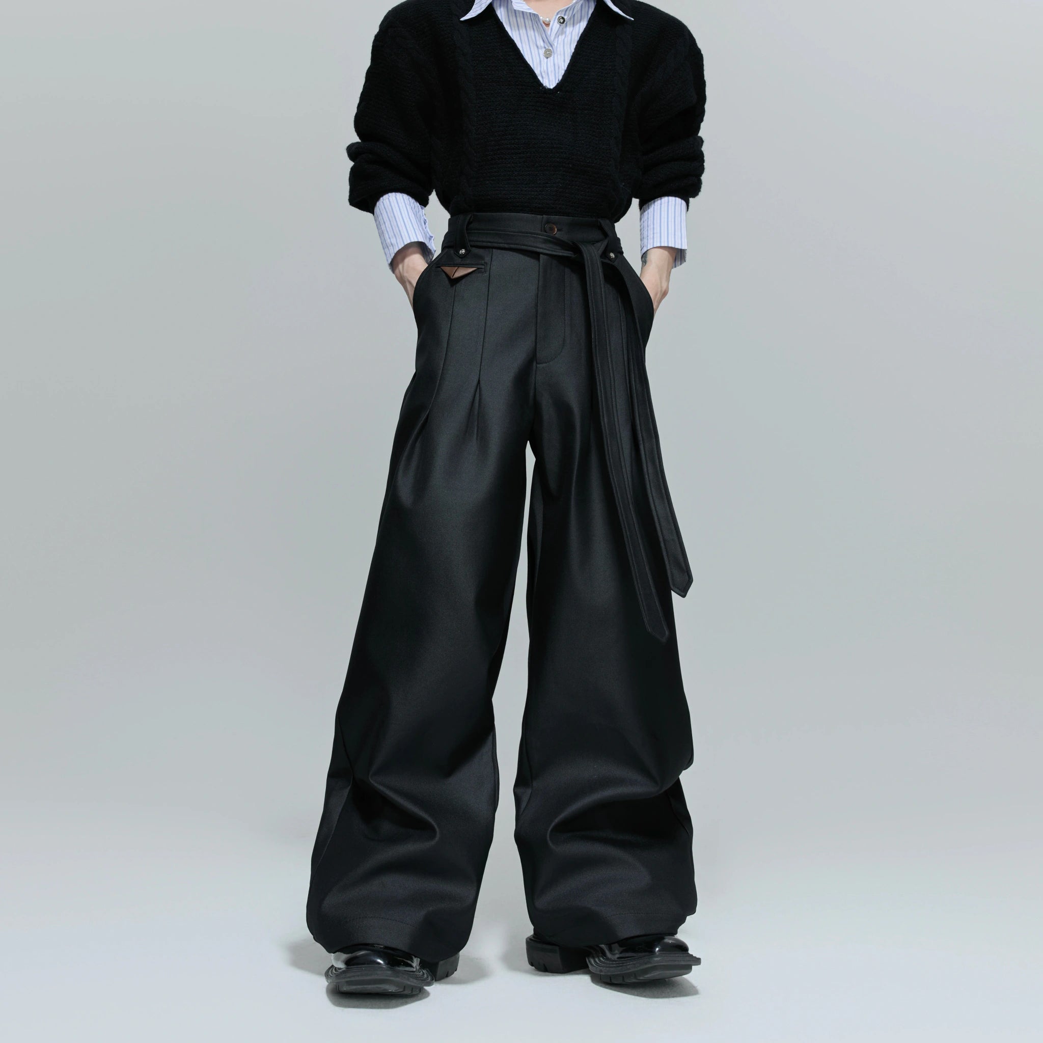 Pleated Cotton-Blend Tie-Waist Straight-Leg Trousers - Gray
